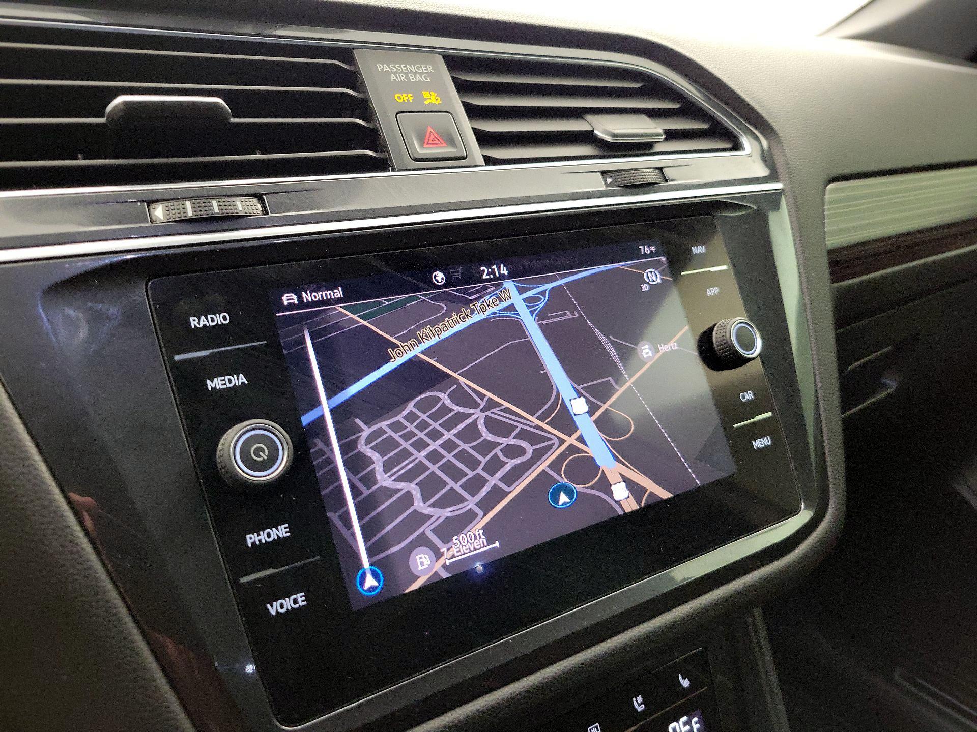 Thumbnail: 2022 Volkswagen Tiguan - 14