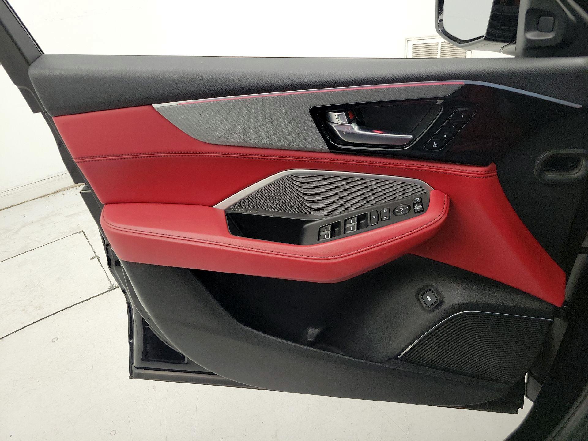 Thumbnail: 2022 Acura MDX - 12