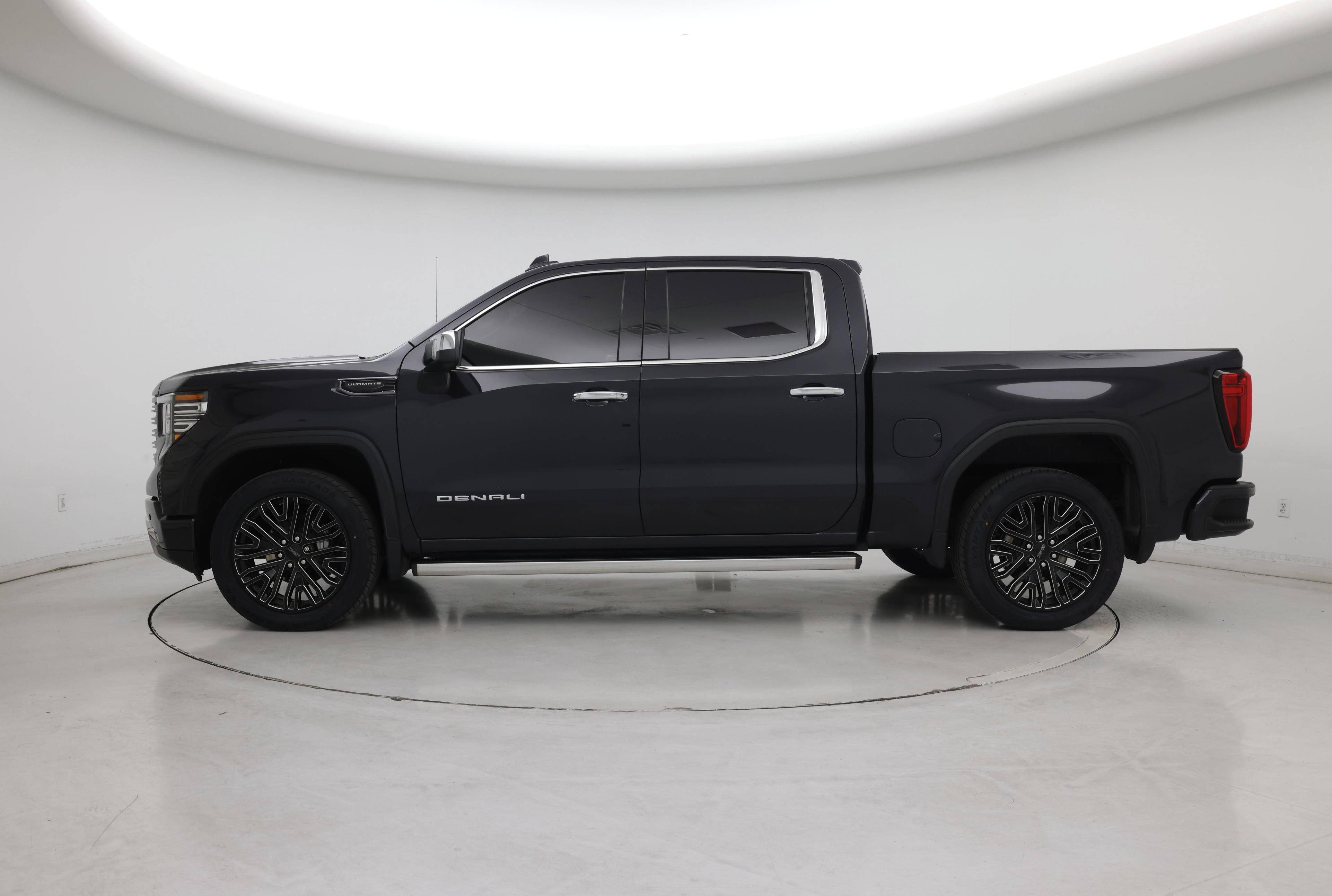 Thumbnail: 2022 GMC Sierra 1500 - 3