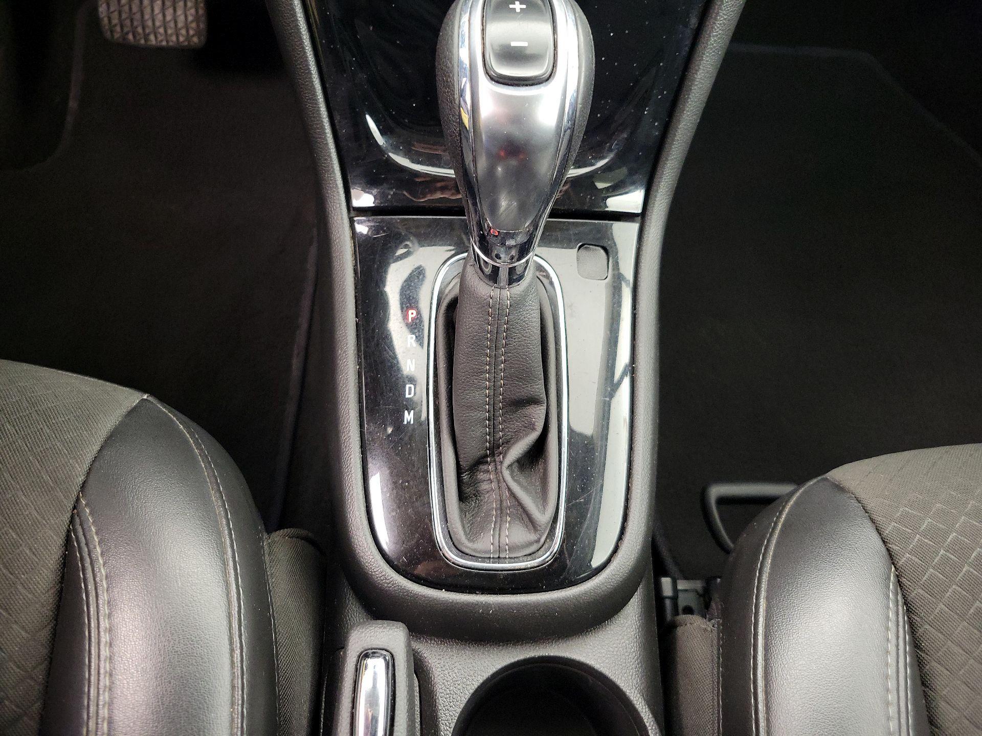 Thumbnail: 2021 Buick Encore - 17