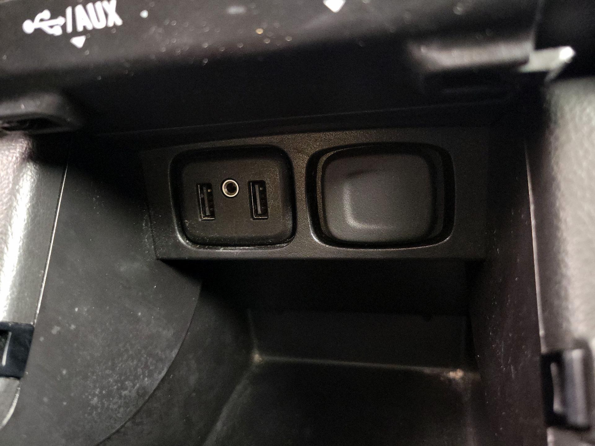 Thumbnail: 2021 Buick Encore - 18