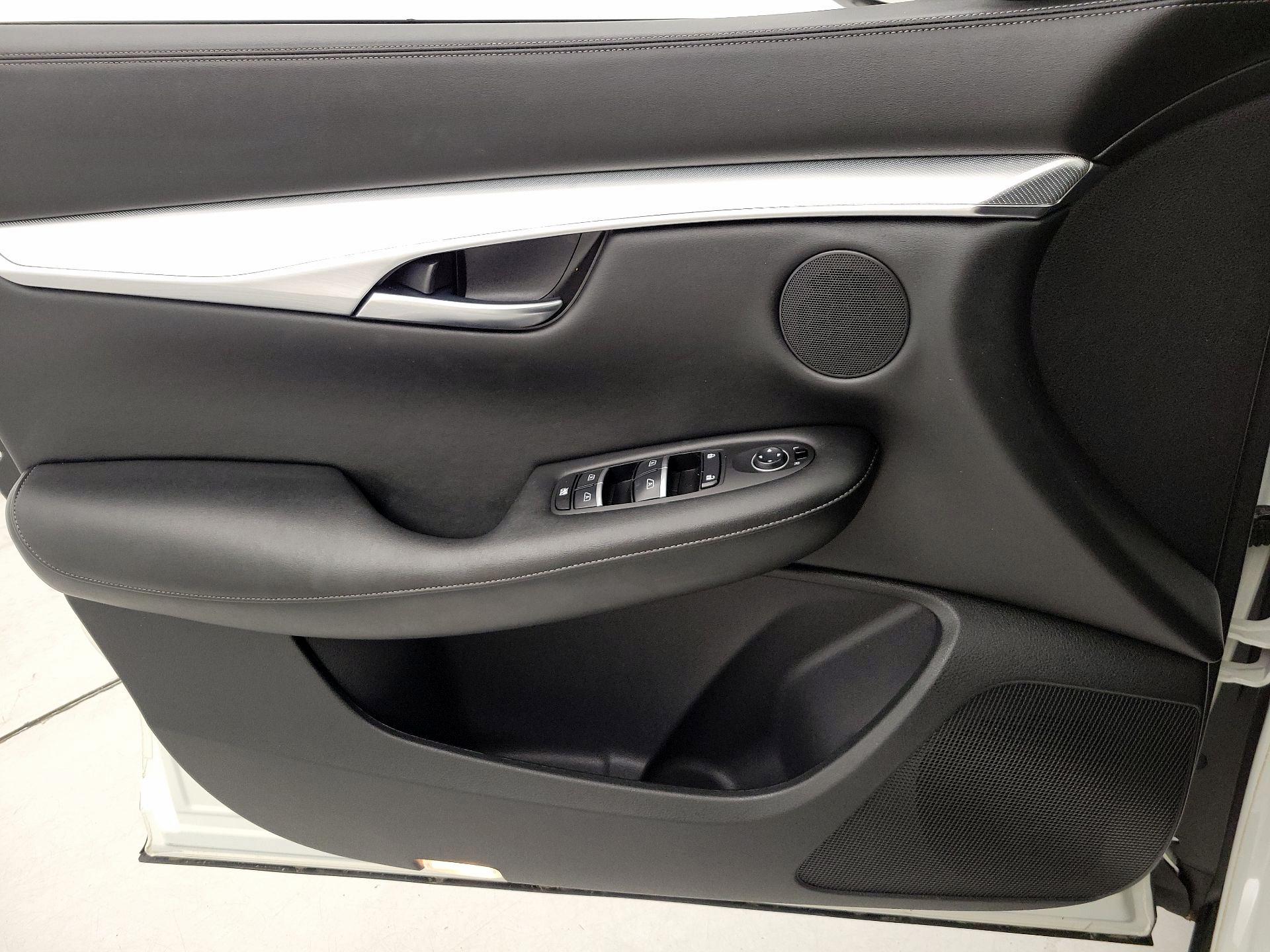 Thumbnail: 2020 INFINITI QX50 - 12