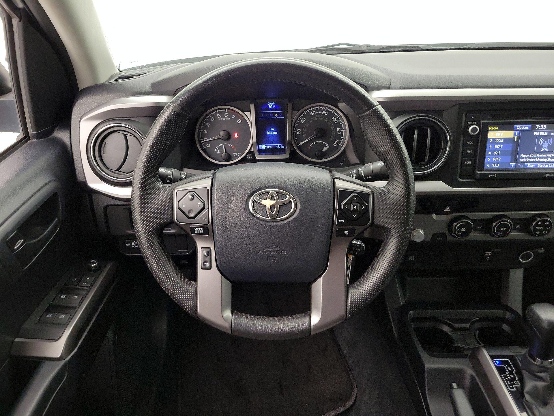 Thumbnail: 2017 Toyota Tacoma - 10