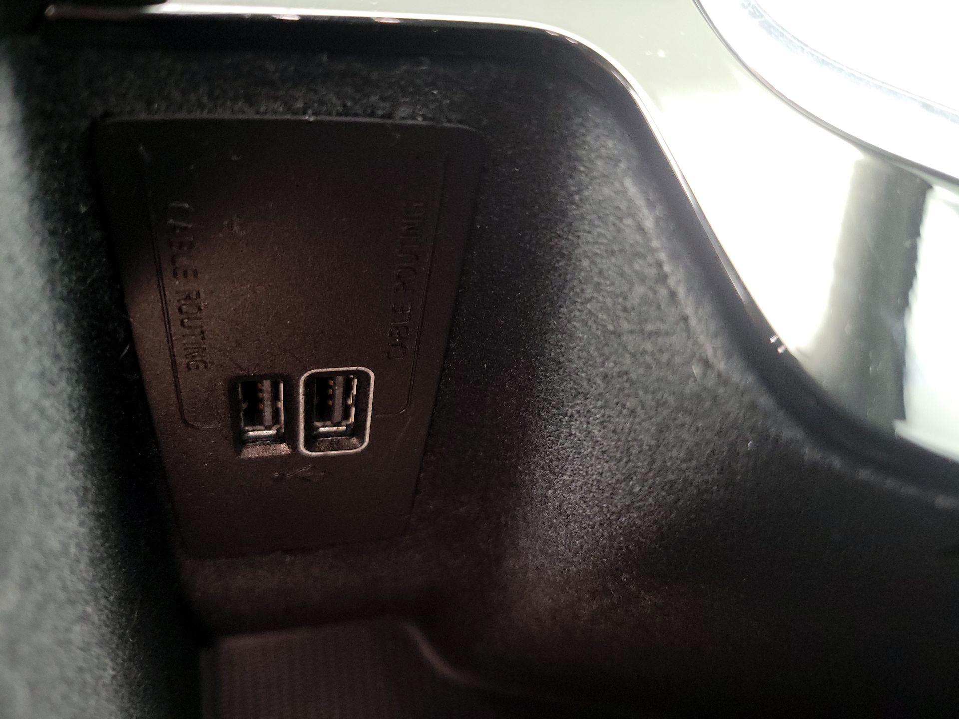 Thumbnail: 2021 Volvo XC60 - 19