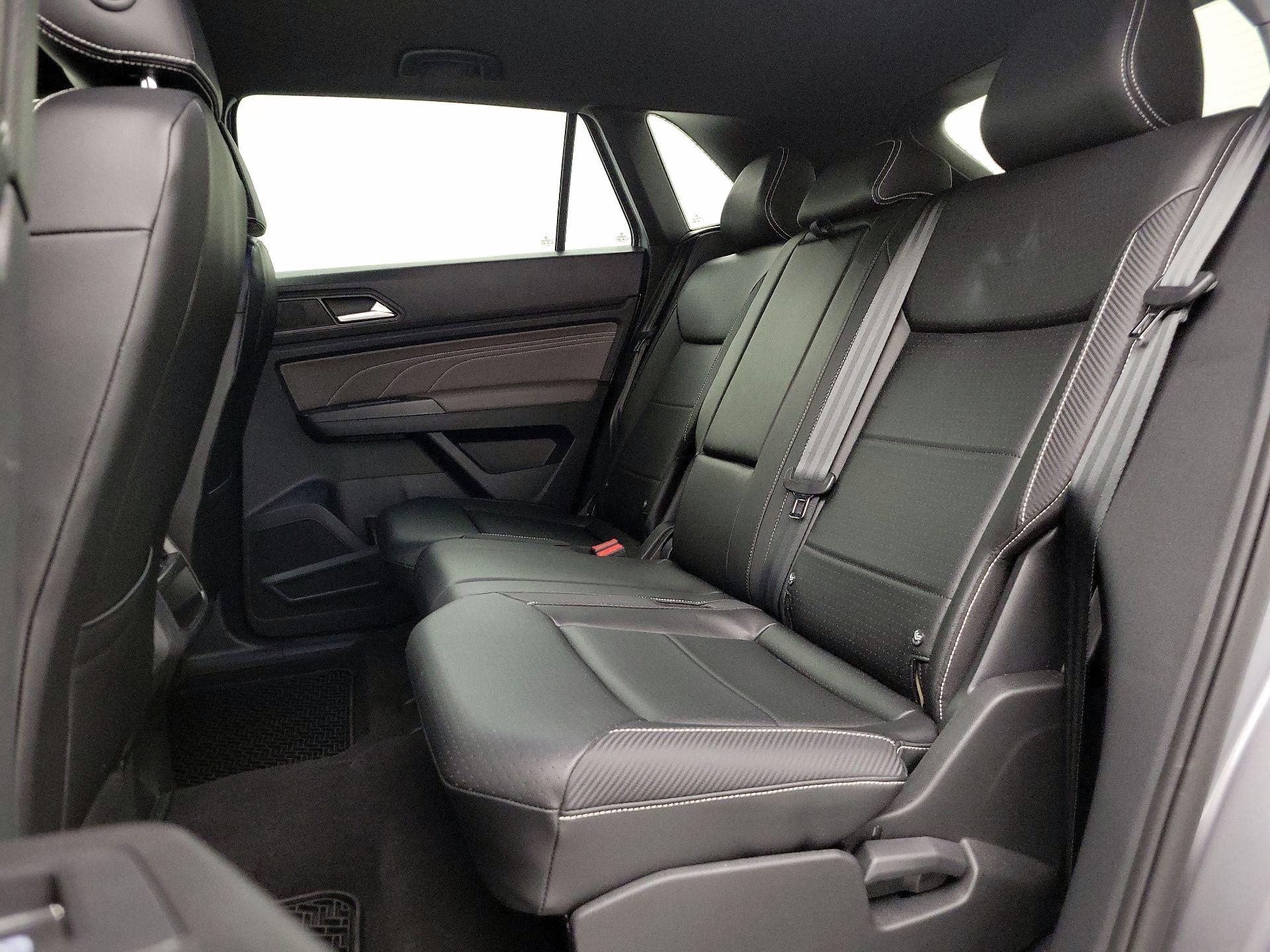 Thumbnail: 2022 Volkswagen Atlas - 19