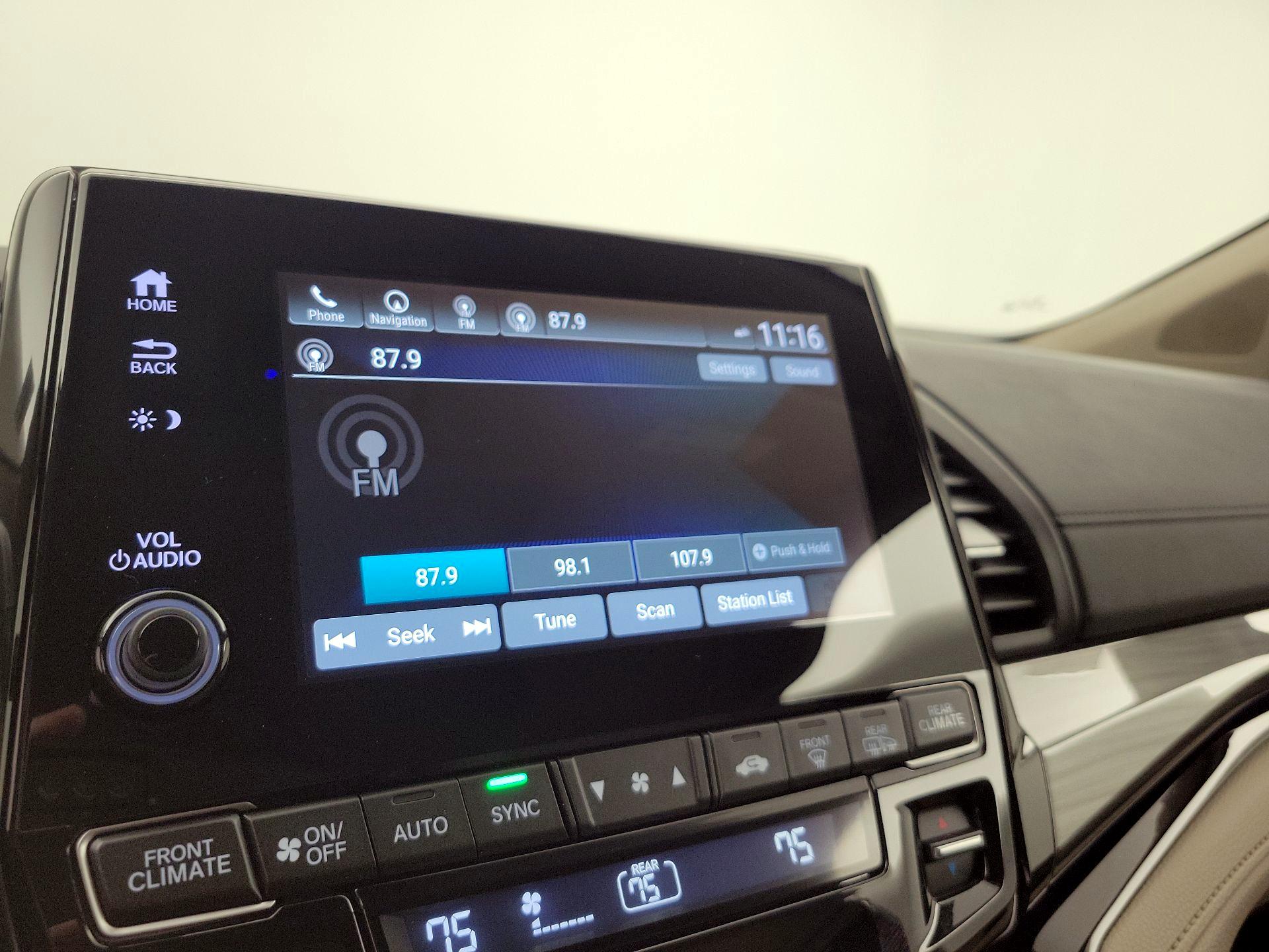 Thumbnail: 2022 Honda Odyssey - 16