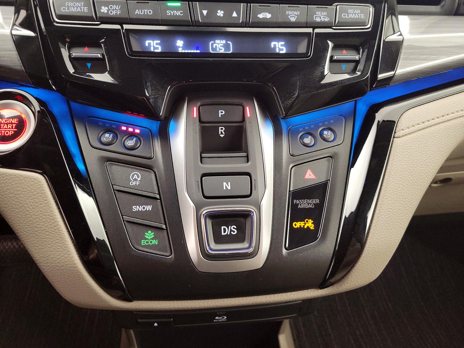 Thumbnail: 2022 Honda Odyssey - 18