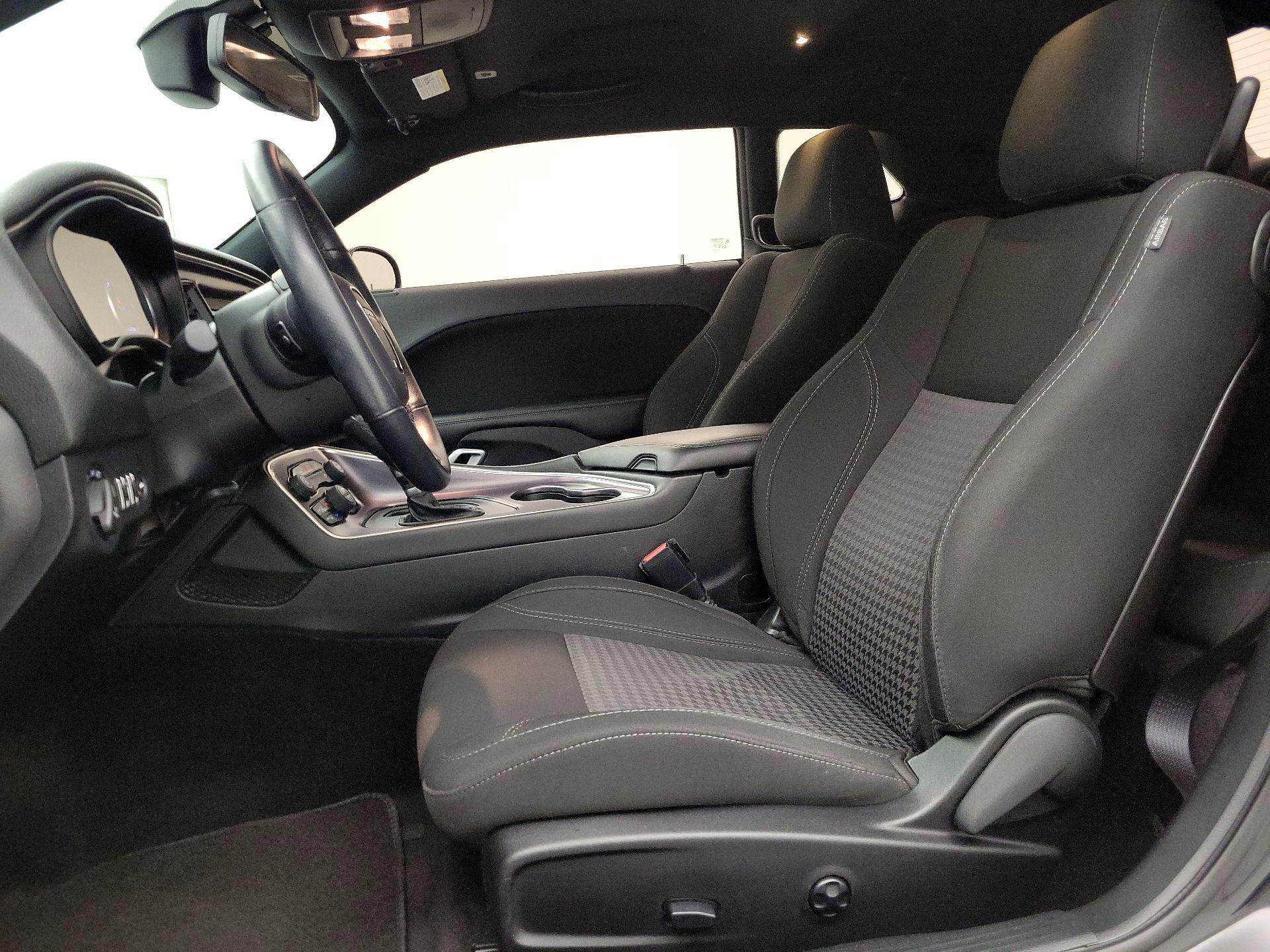 Thumbnail: 2018 Dodge Challenger - 11