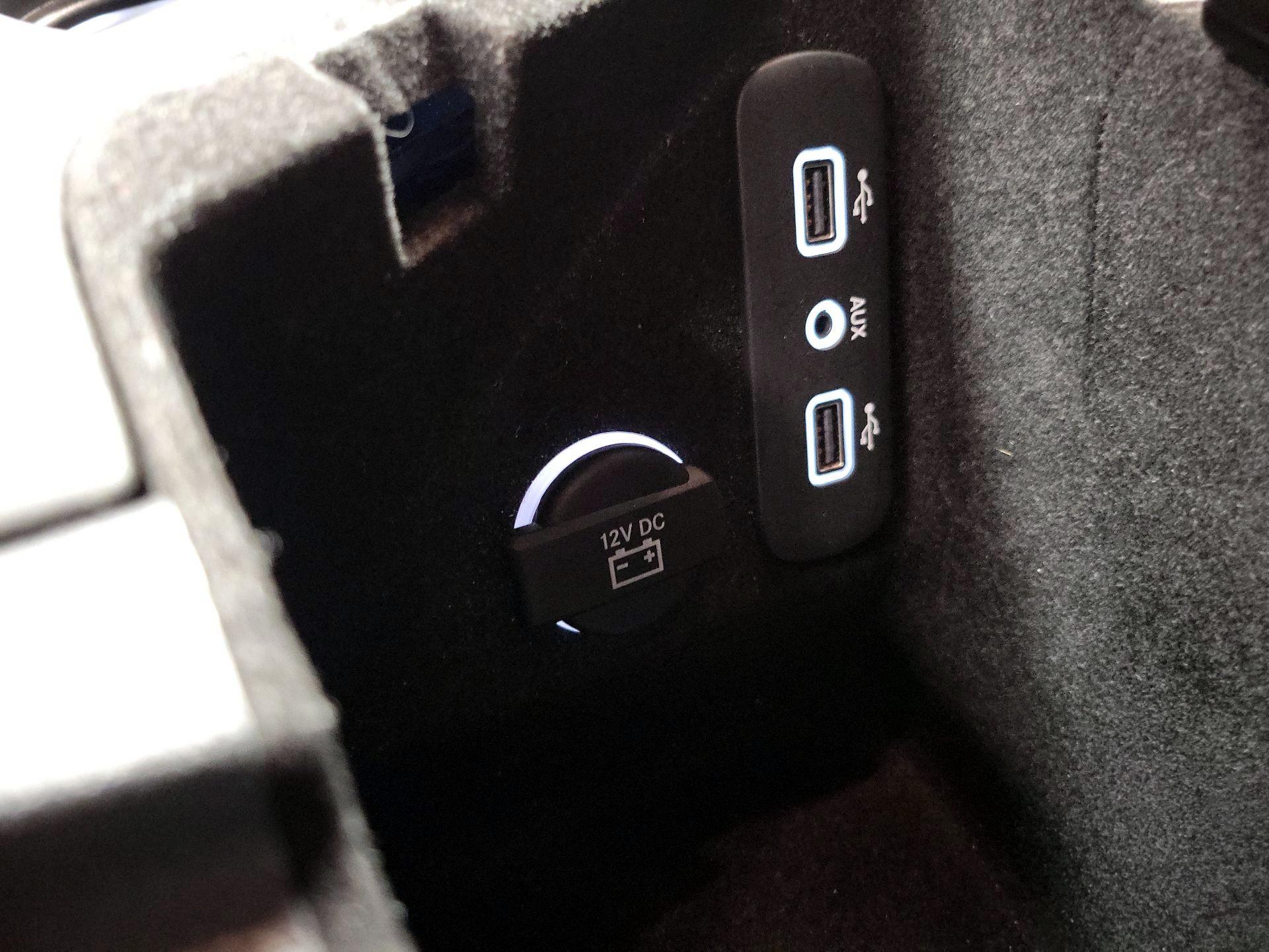 Thumbnail: 2018 Dodge Challenger - 18