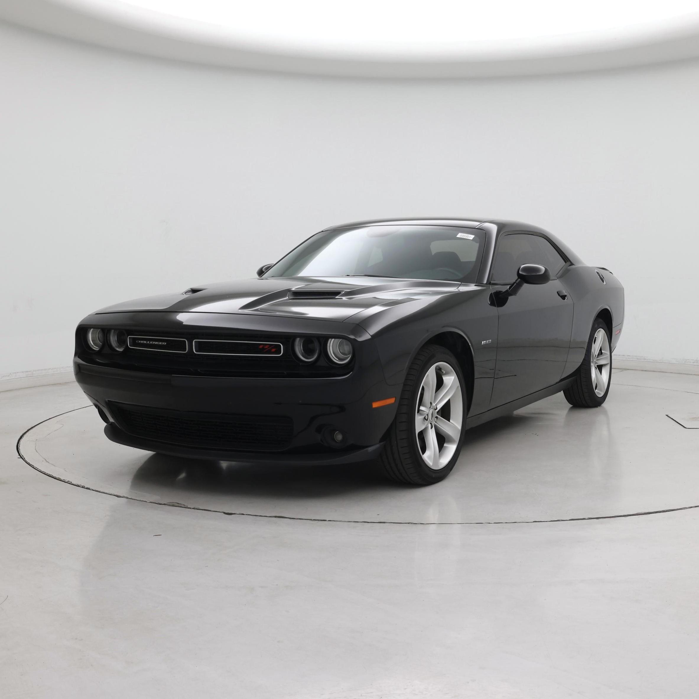 Thumbnail: 2018 Dodge Challenger - 4