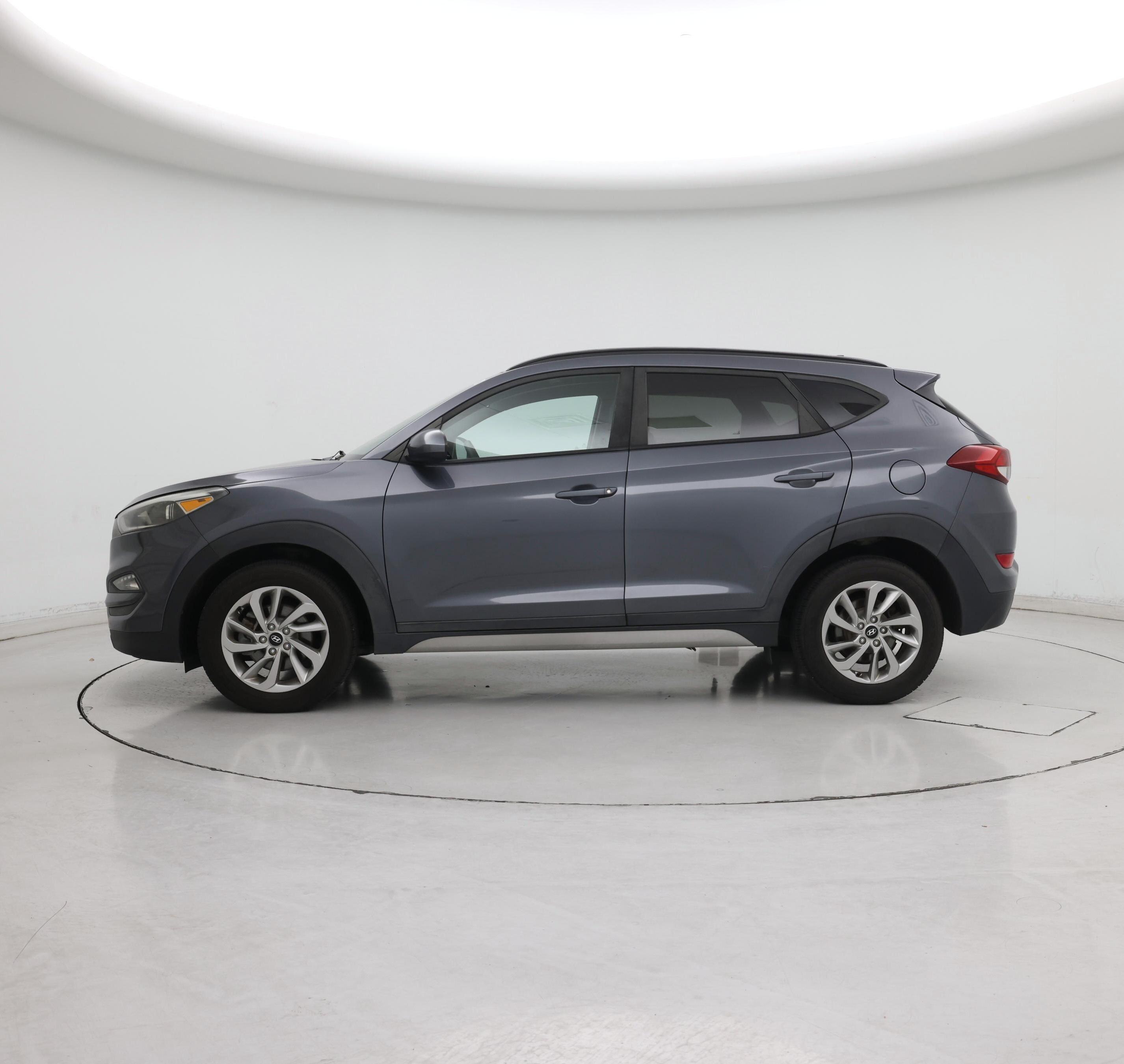 Thumbnail: 2018 Hyundai Tucson - 3