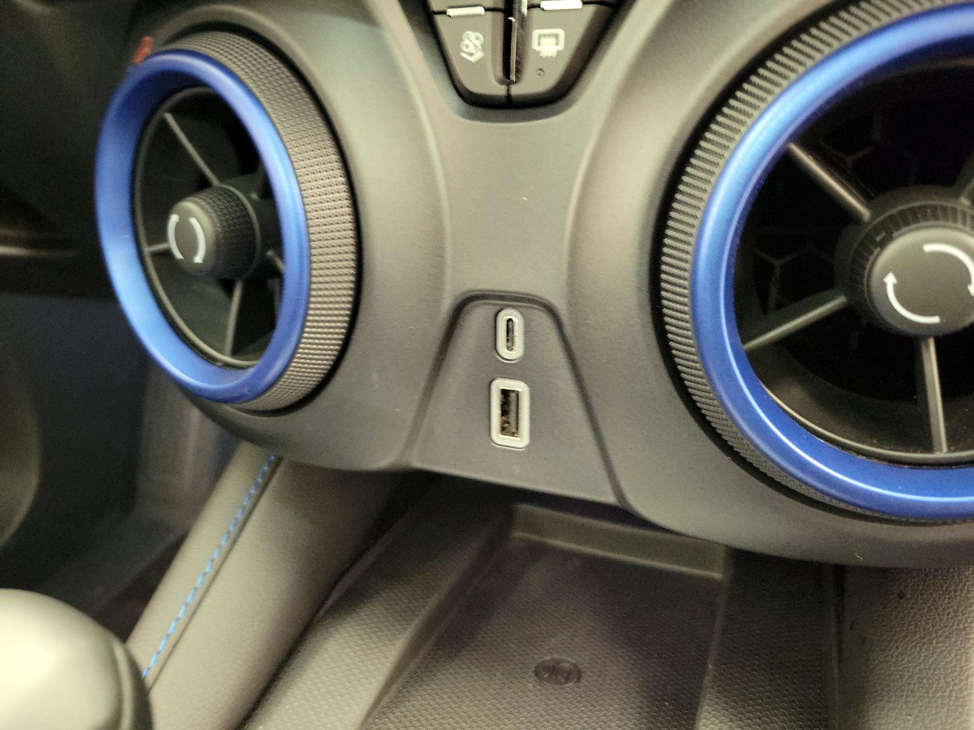 Thumbnail: 2025 Chevrolet Blazer - 18