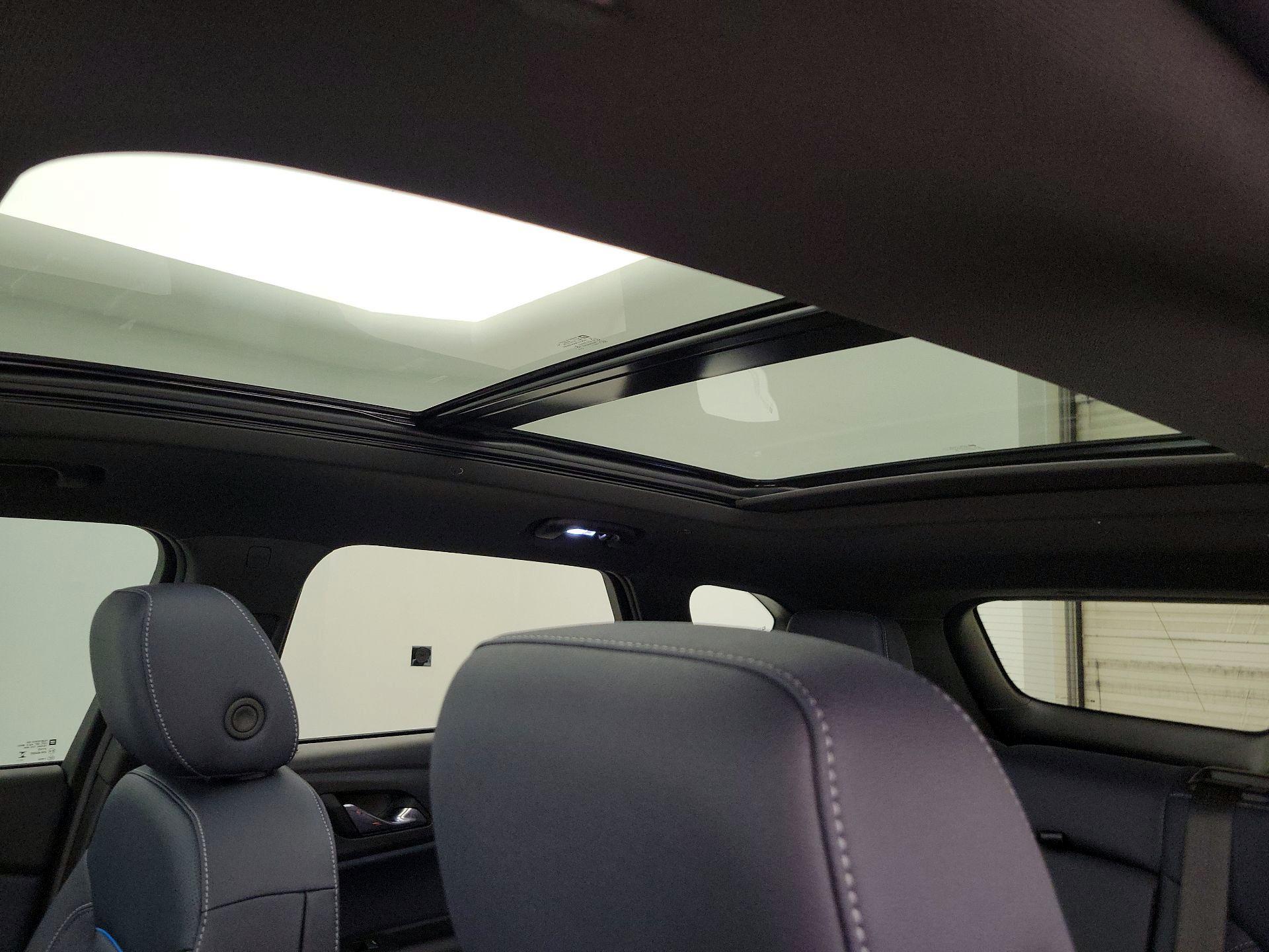 Thumbnail: 2025 Chevrolet Blazer - 19