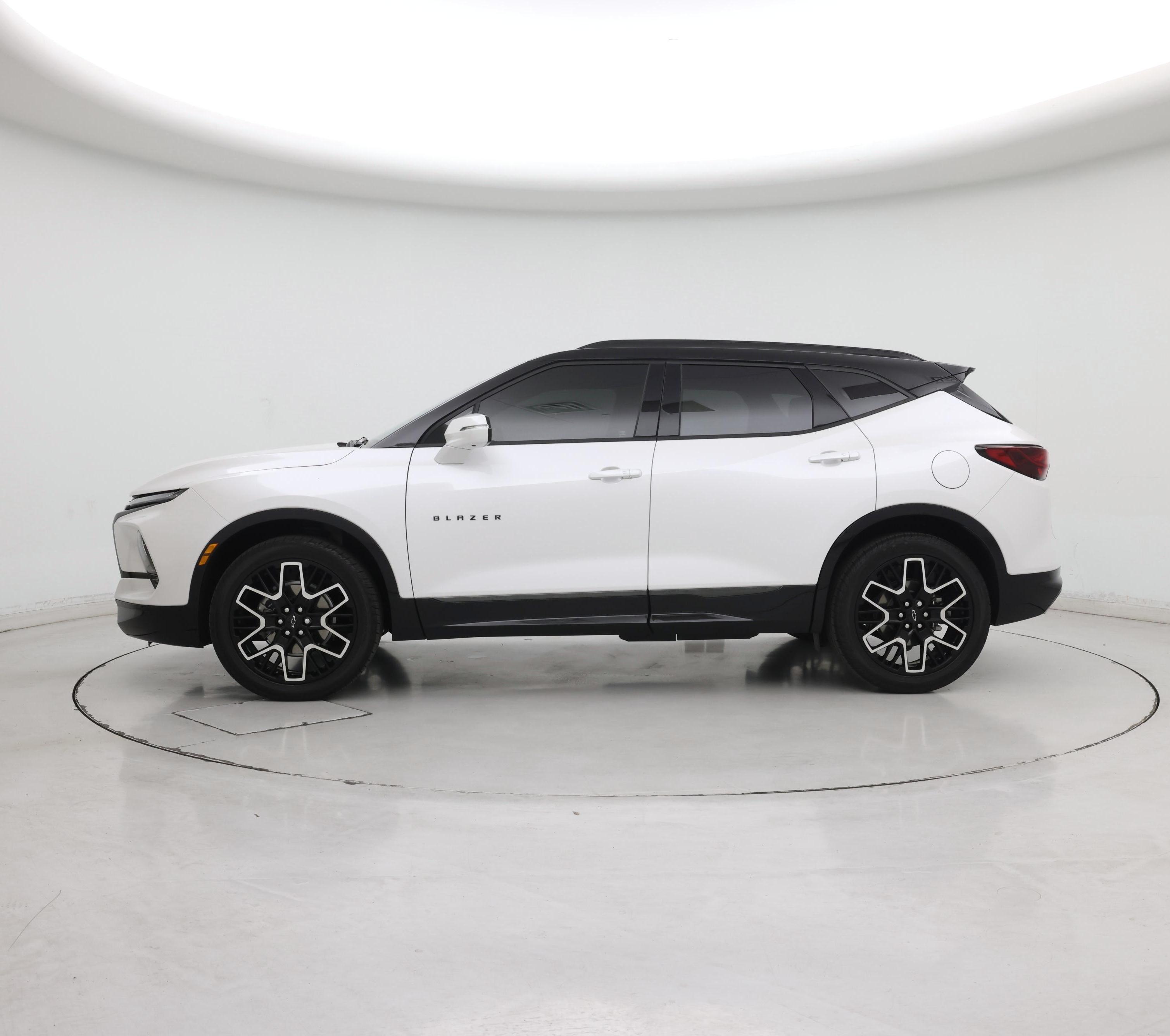 Thumbnail: 2025 Chevrolet Blazer - 3