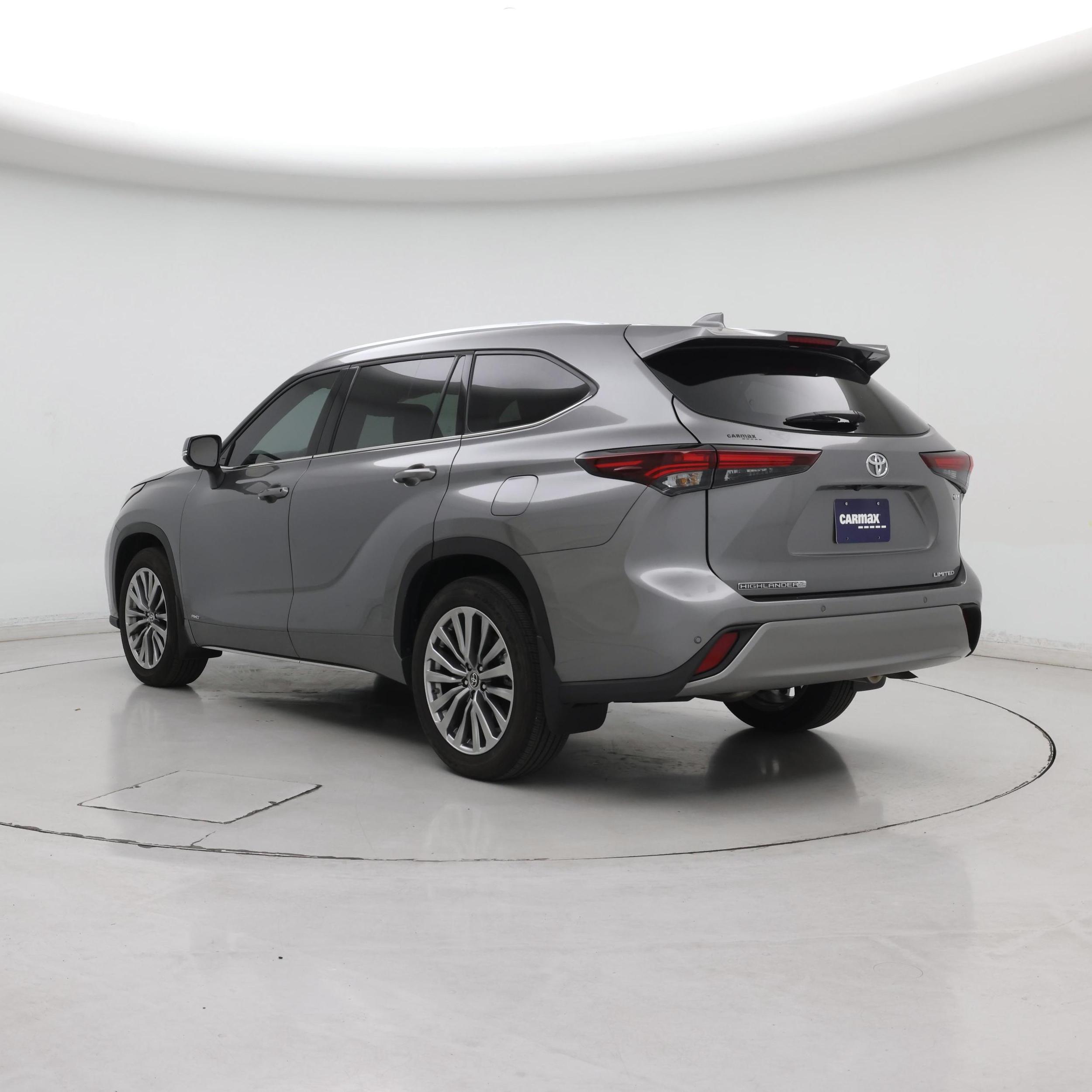 Thumbnail: 2025 Toyota Highlander - 2