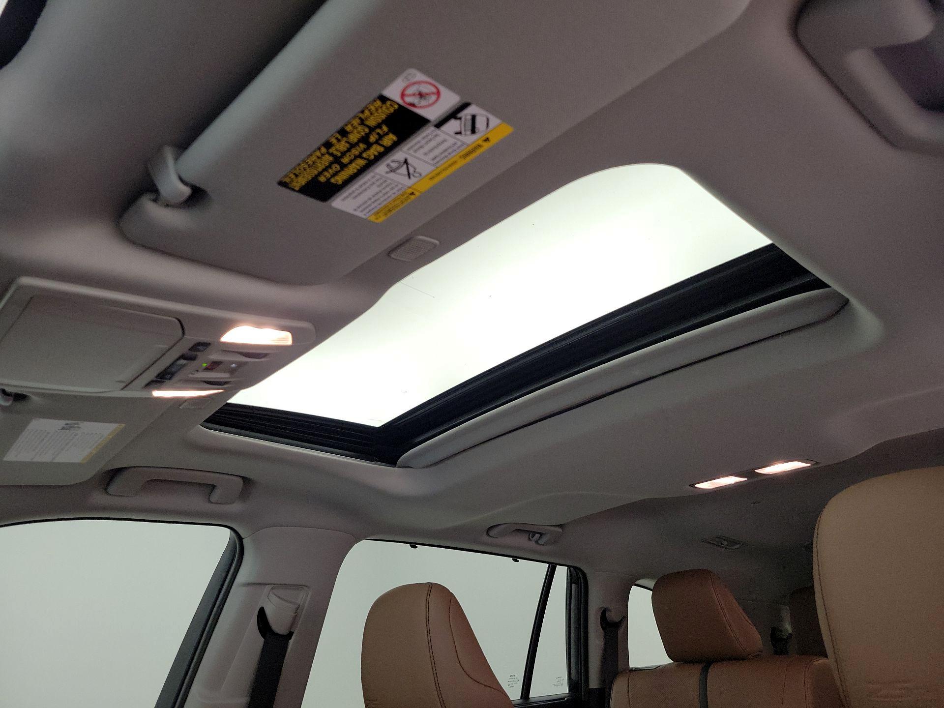 Thumbnail: 2025 Toyota Highlander - 19