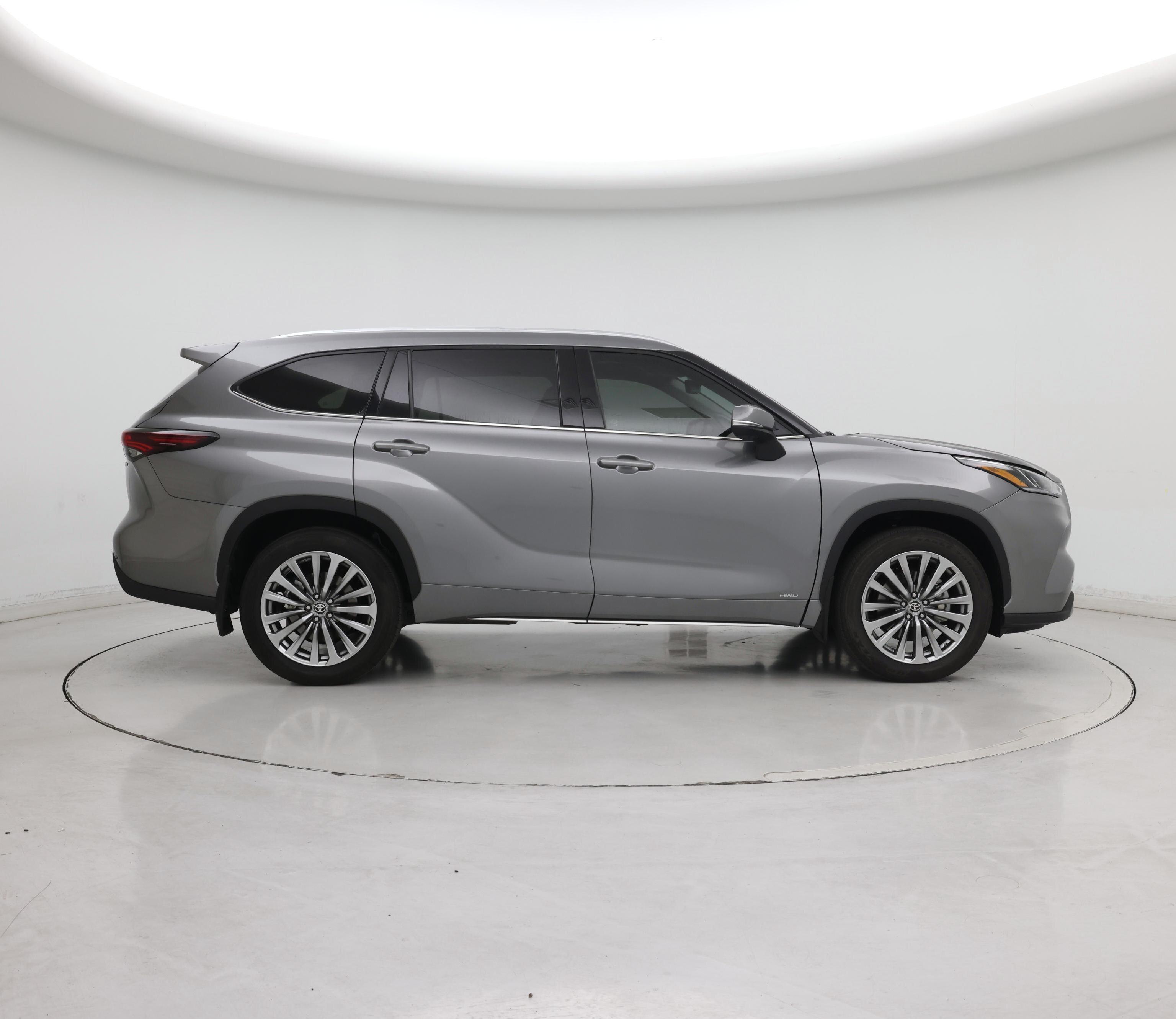 Thumbnail: 2025 Toyota Highlander - 7