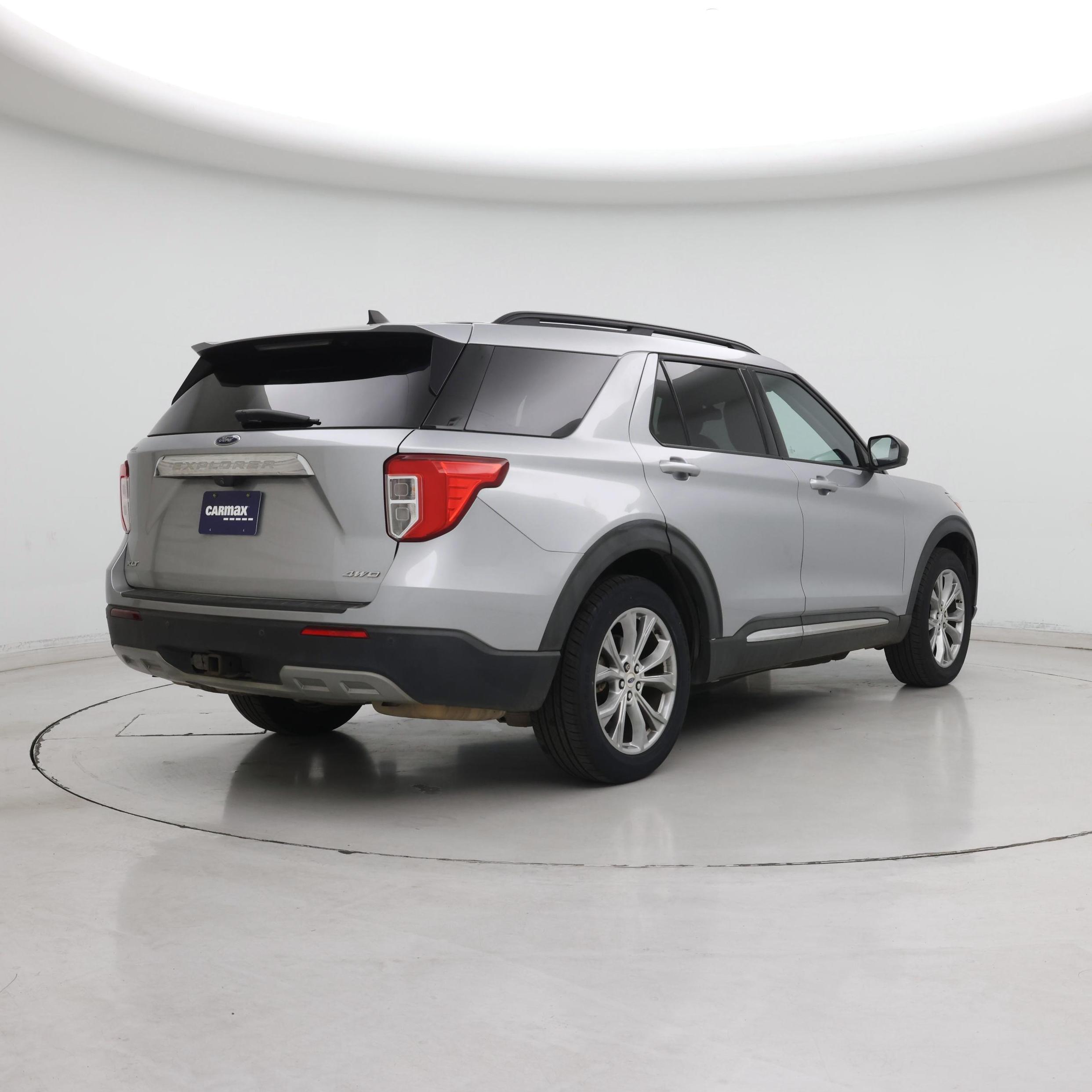 Thumbnail: 2021 Ford Explorer - 8