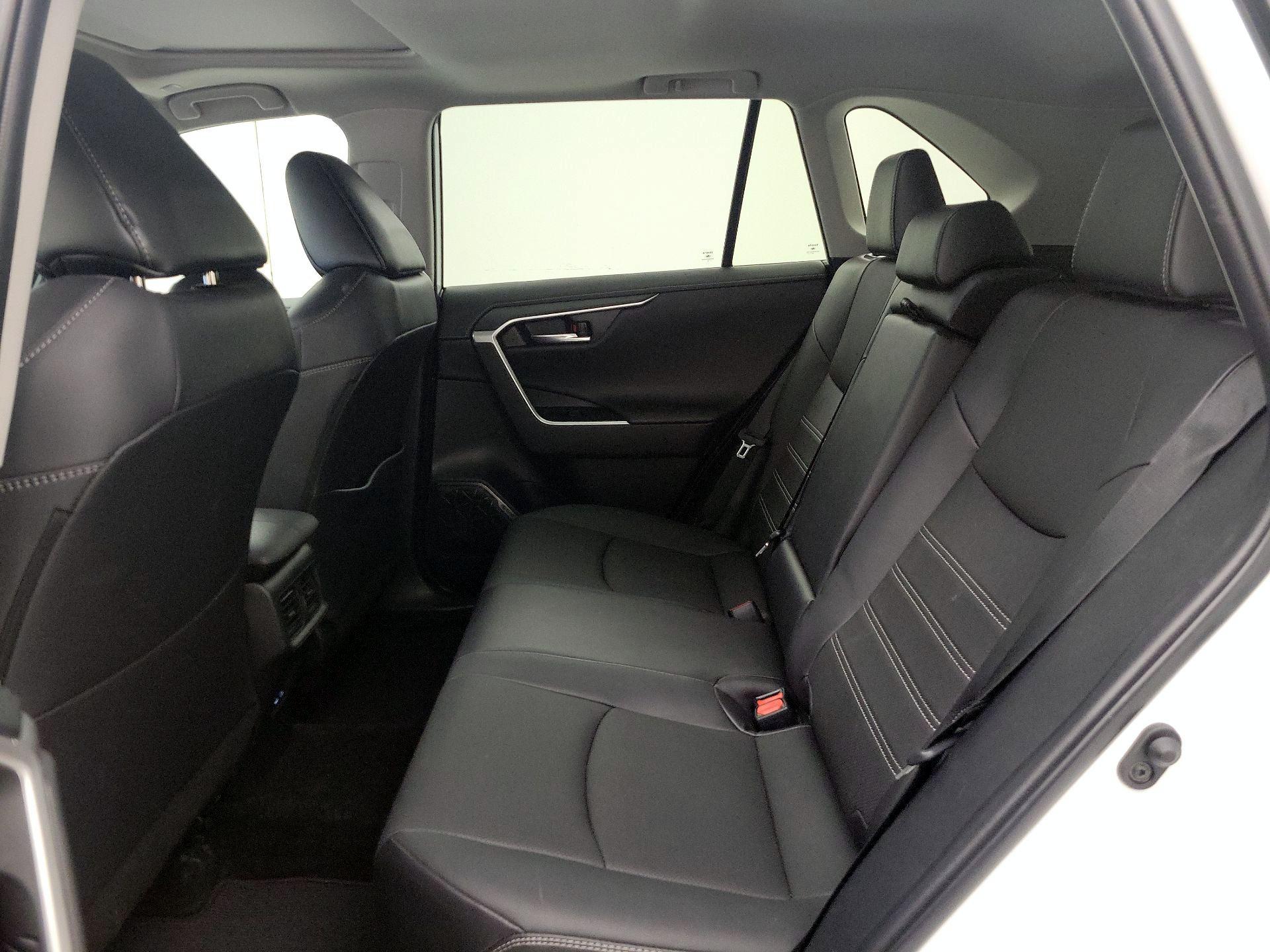 Thumbnail: 2023 Toyota RAV4 - 20