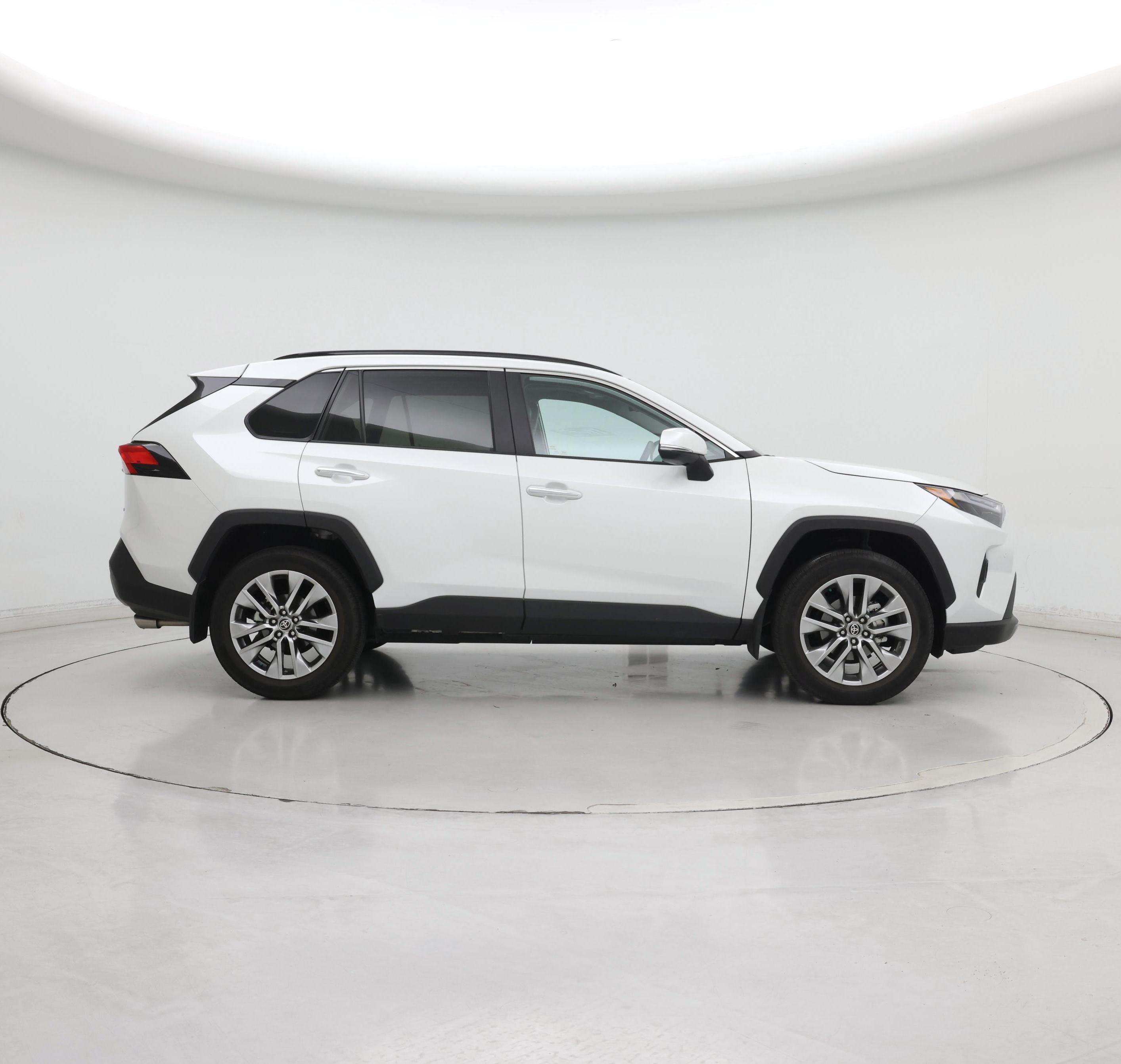 Thumbnail: 2023 Toyota RAV4 - 7