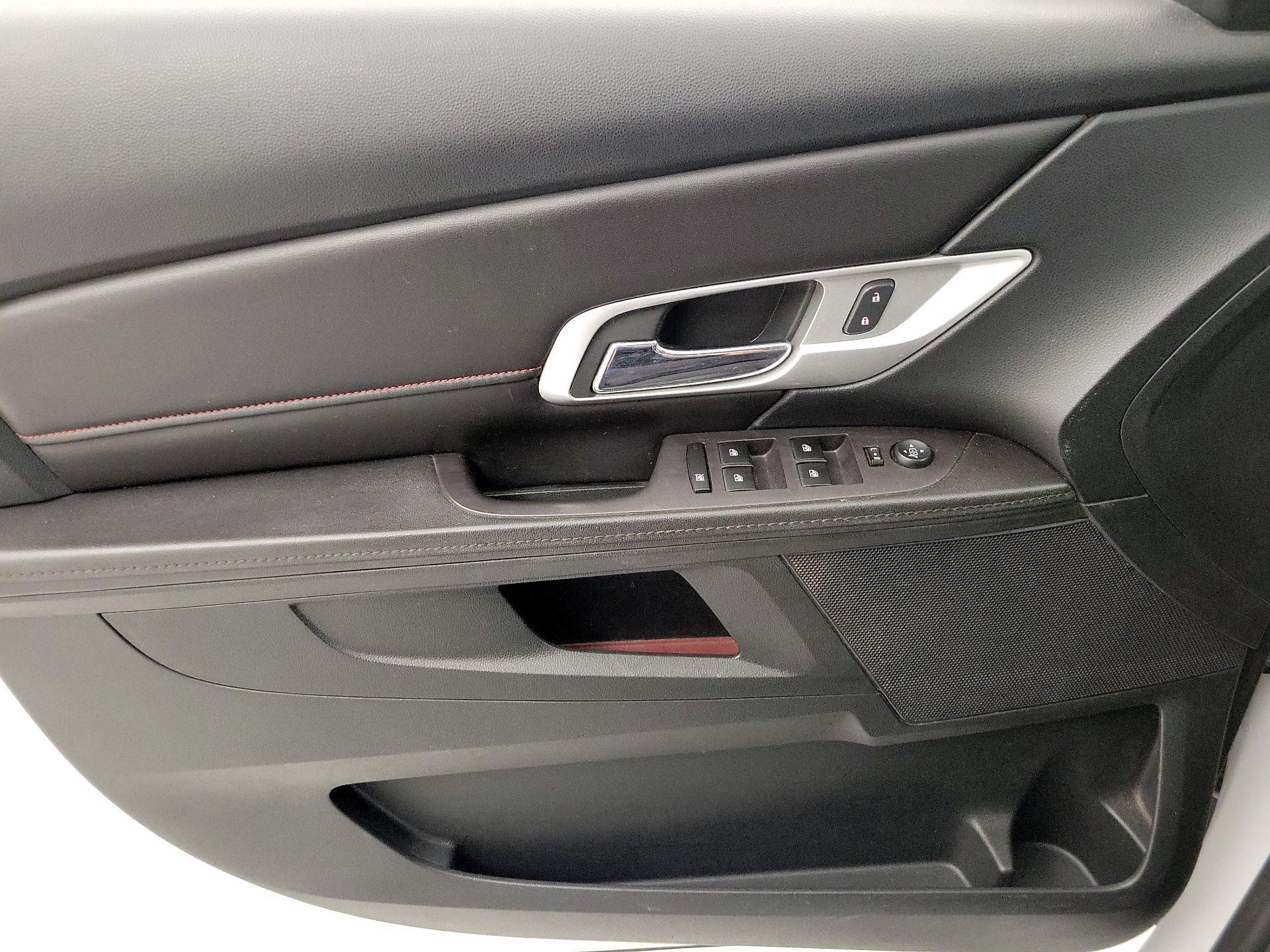 Thumbnail: 2016 GMC Terrain - 12