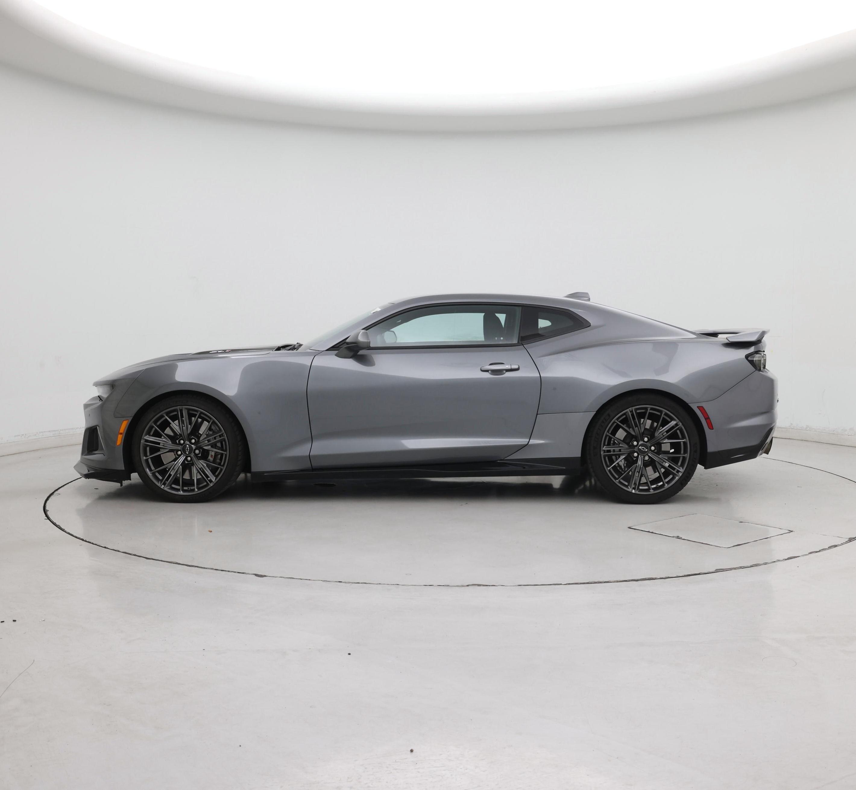 Thumbnail: 2021 Chevrolet Camaro - 3