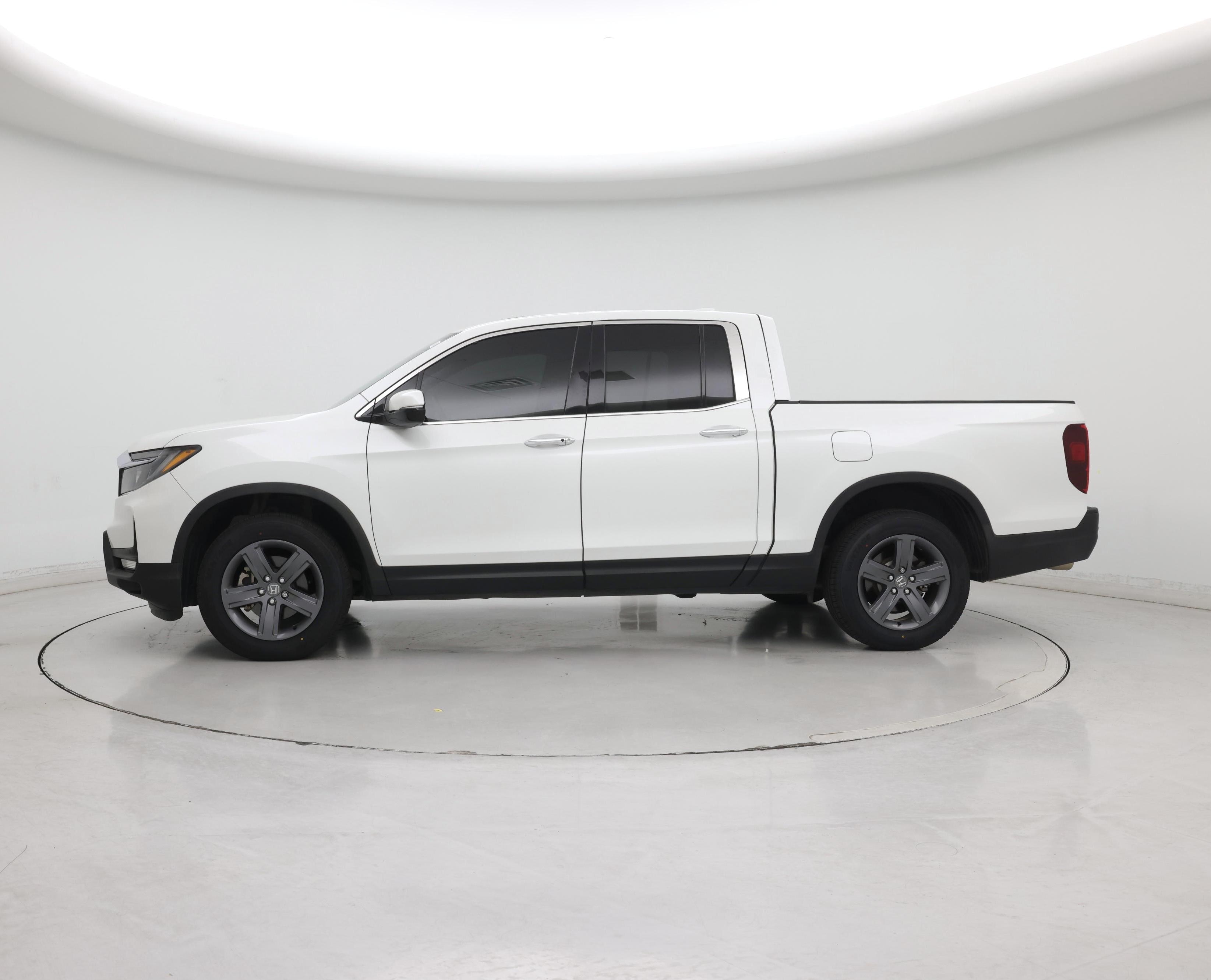 Thumbnail: 2021 Honda Ridgeline - 3