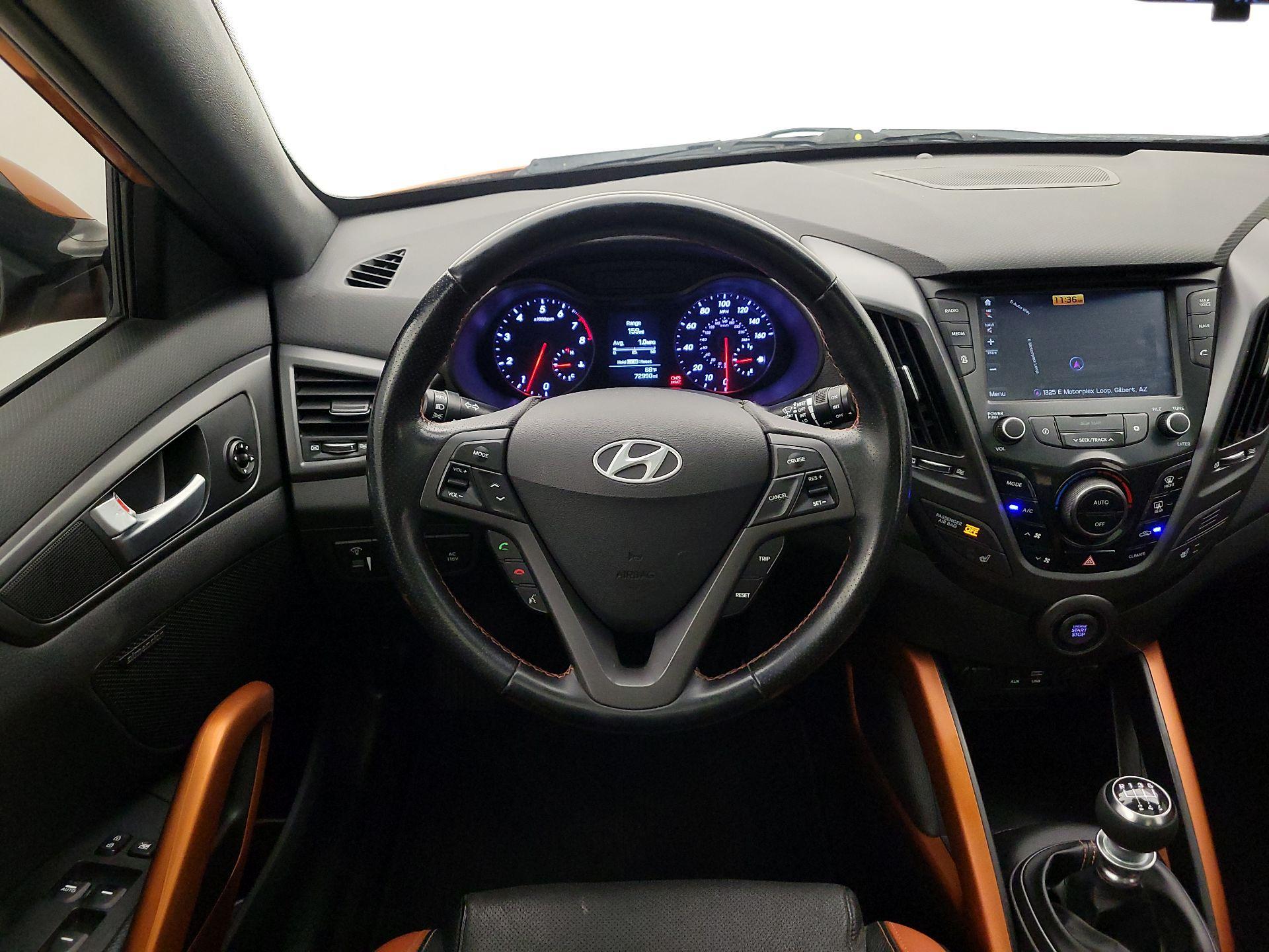 Thumbnail: 2016 Hyundai Veloster - 10