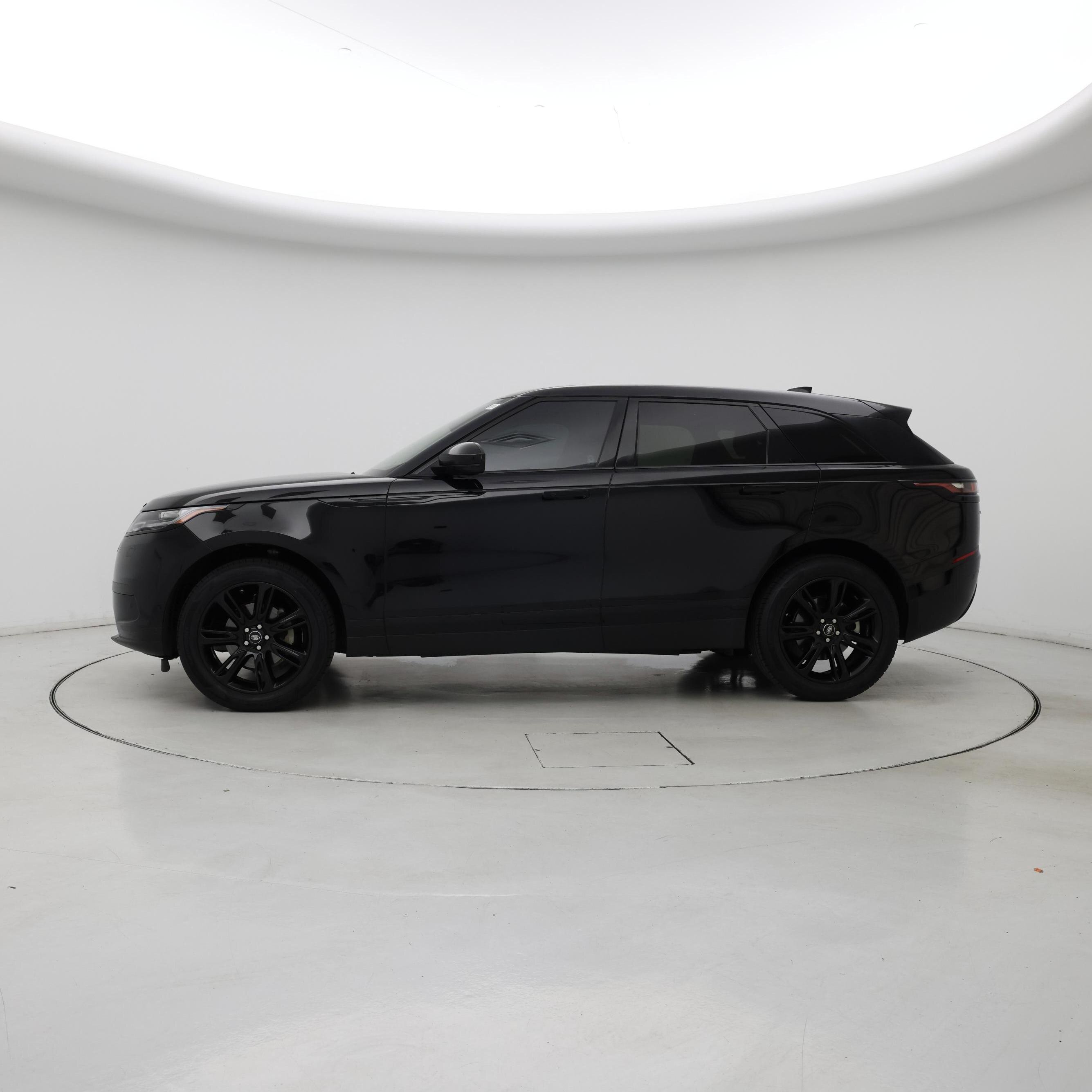 Thumbnail: 2019 Land Rover Range Rover Velar - 3