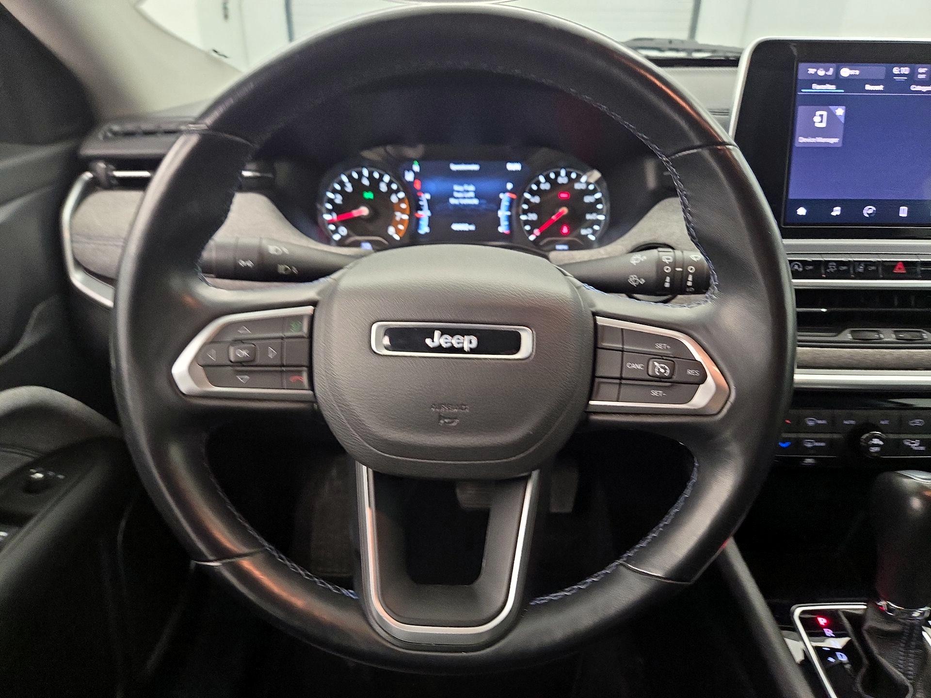 Thumbnail: 2022 Jeep Compass - 10