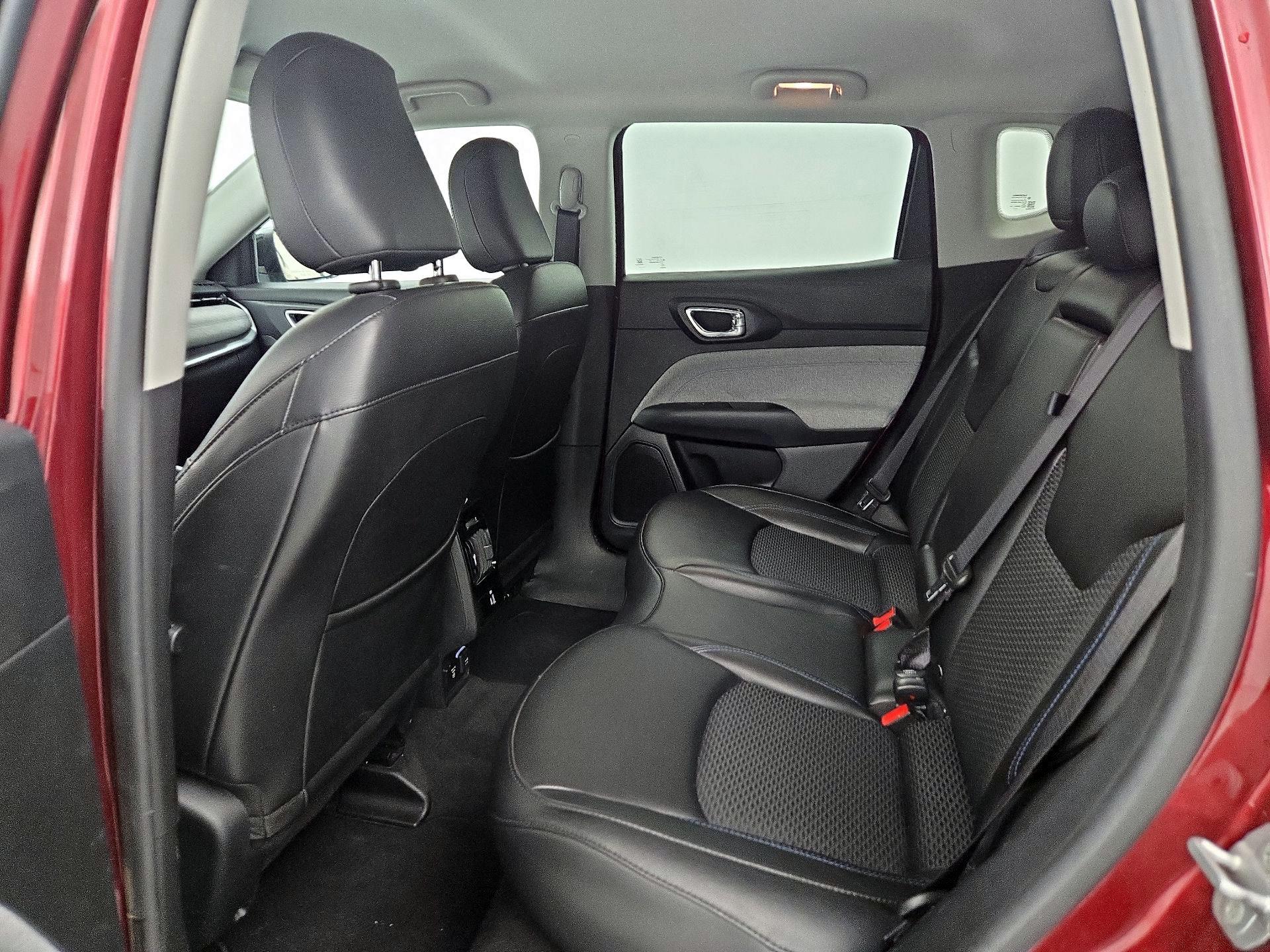 Thumbnail: 2022 Jeep Compass - 19