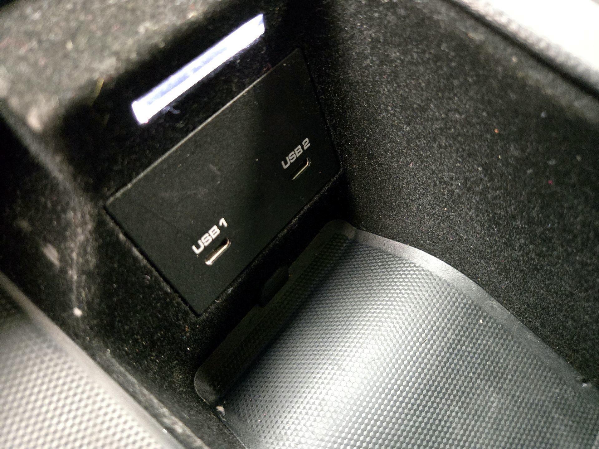 Thumbnail: 2021 Porsche Cayenne - 19