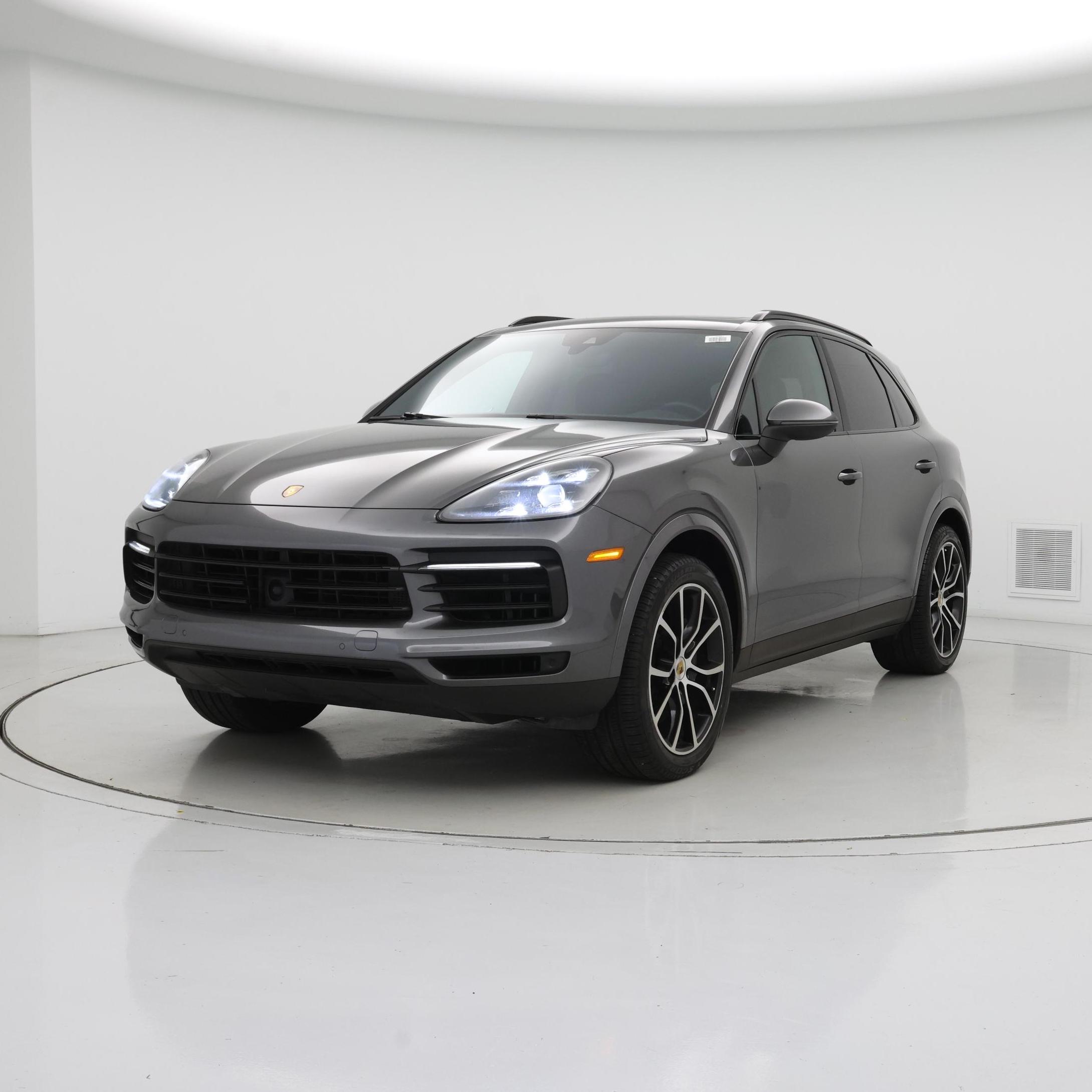 Thumbnail: 2021 Porsche Cayenne - 4
