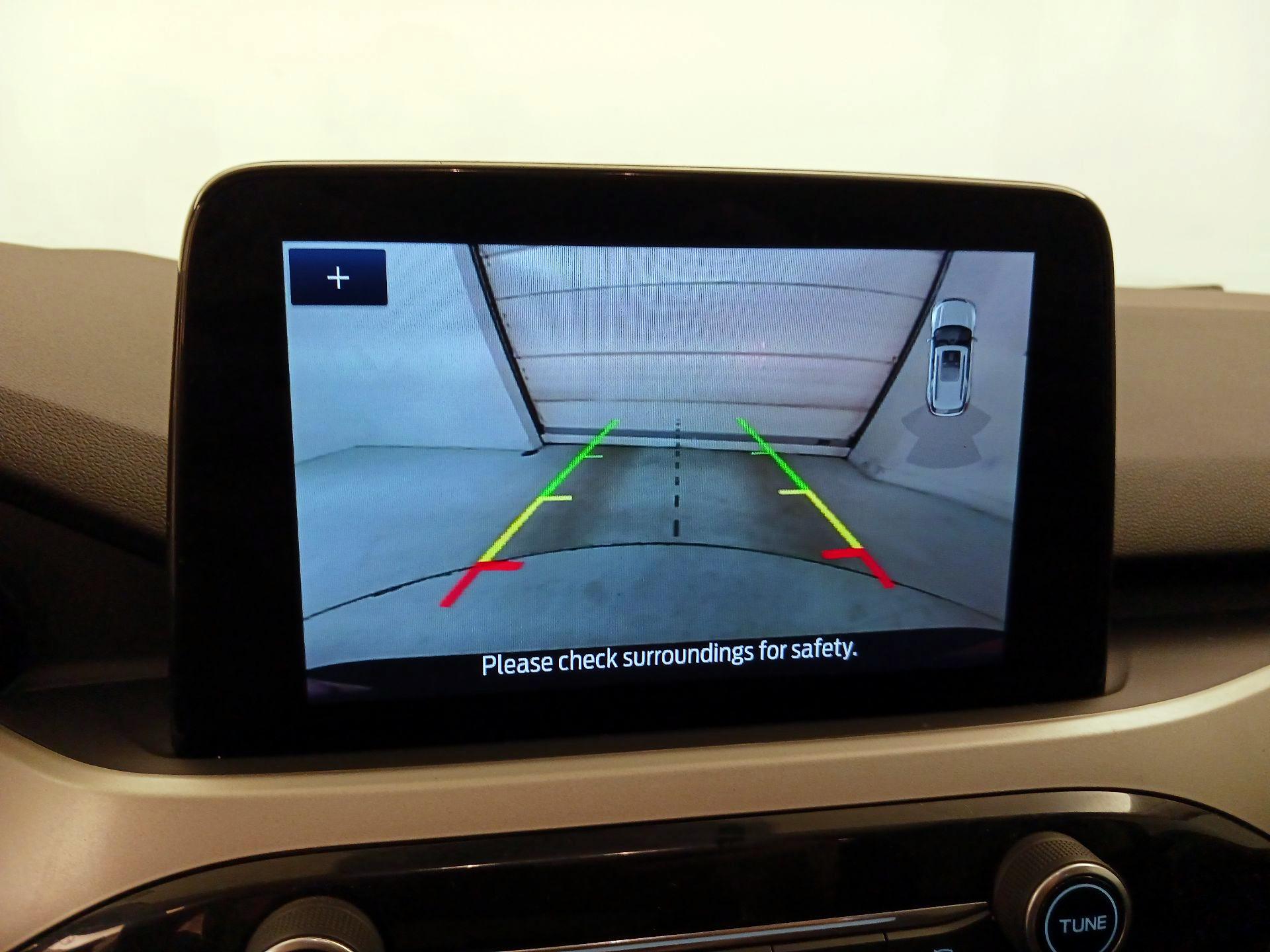 Thumbnail: 2022 Ford Escape - 14