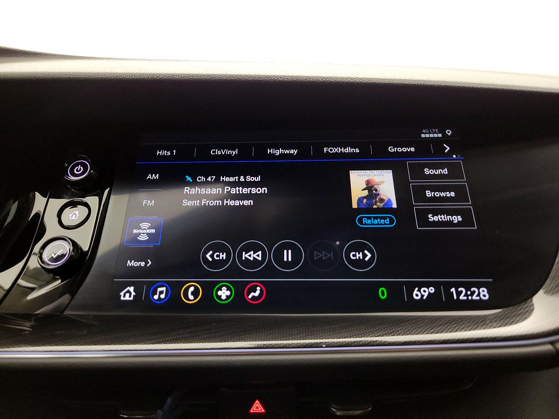 Thumbnail: 2022 Buick Envision - 15