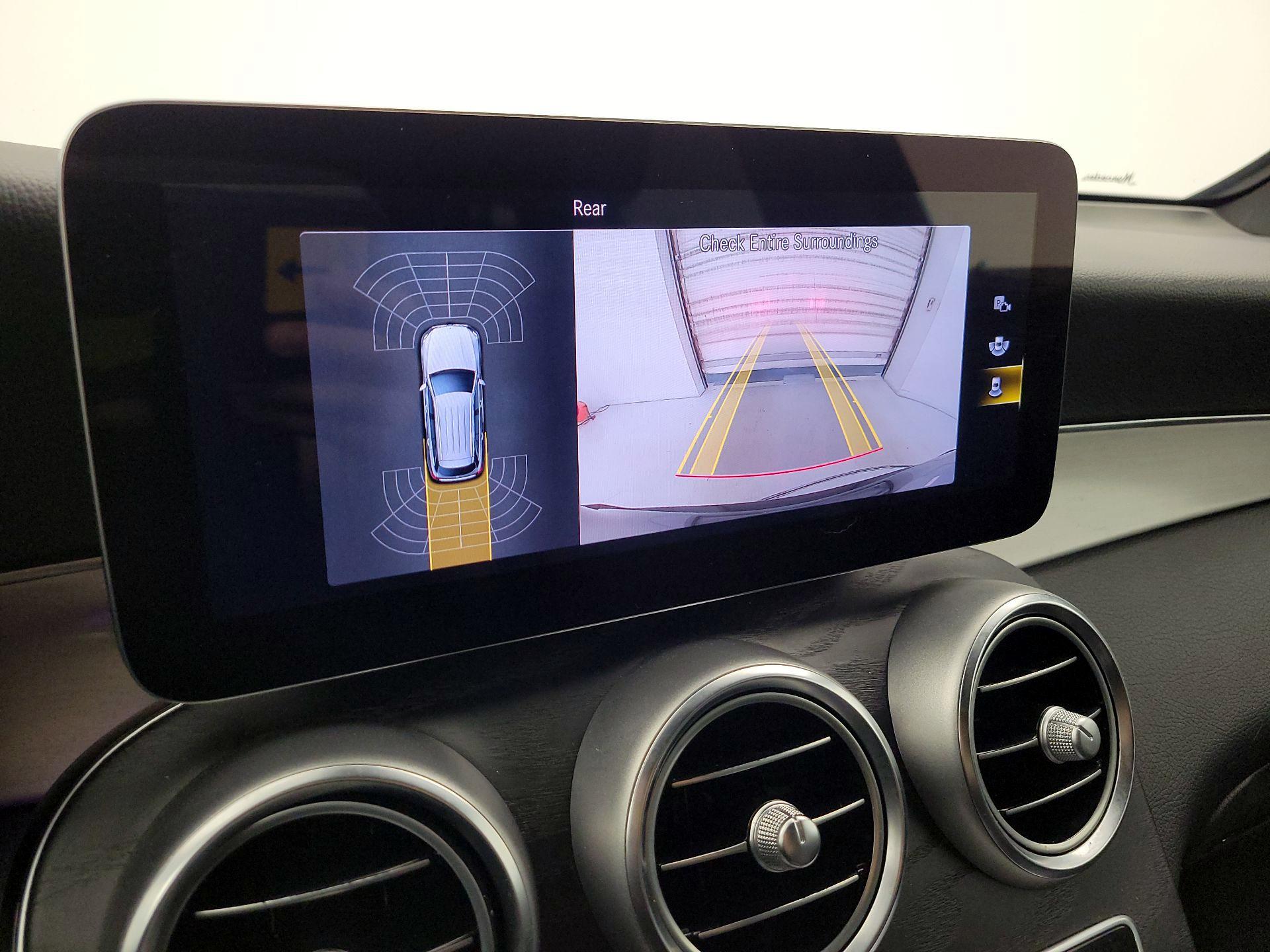 Thumbnail: 2022 Mercedes-Benz GLC - 14