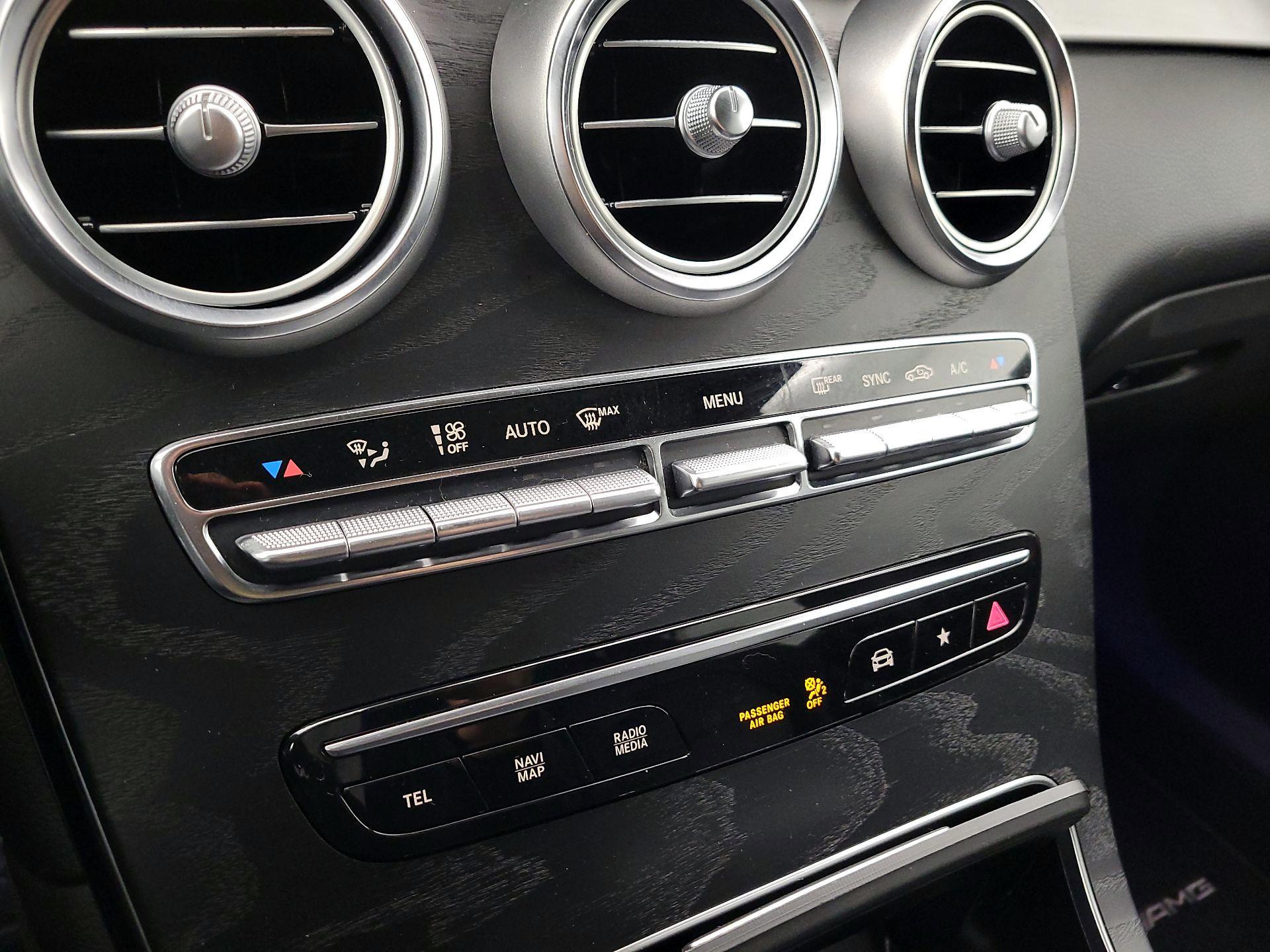 Thumbnail: 2022 Mercedes-Benz GLC - 16