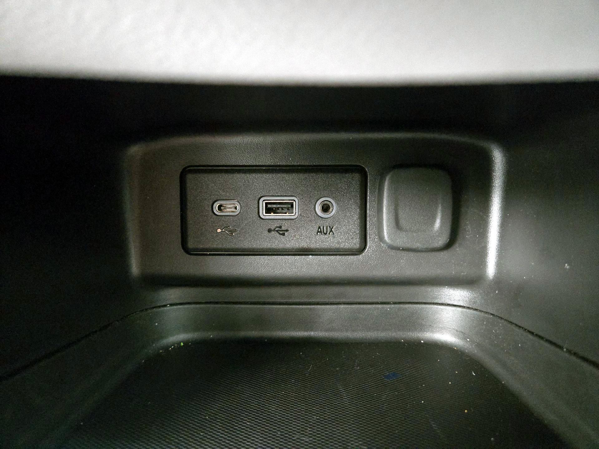 Thumbnail: 2024 Chevrolet Equinox - 18