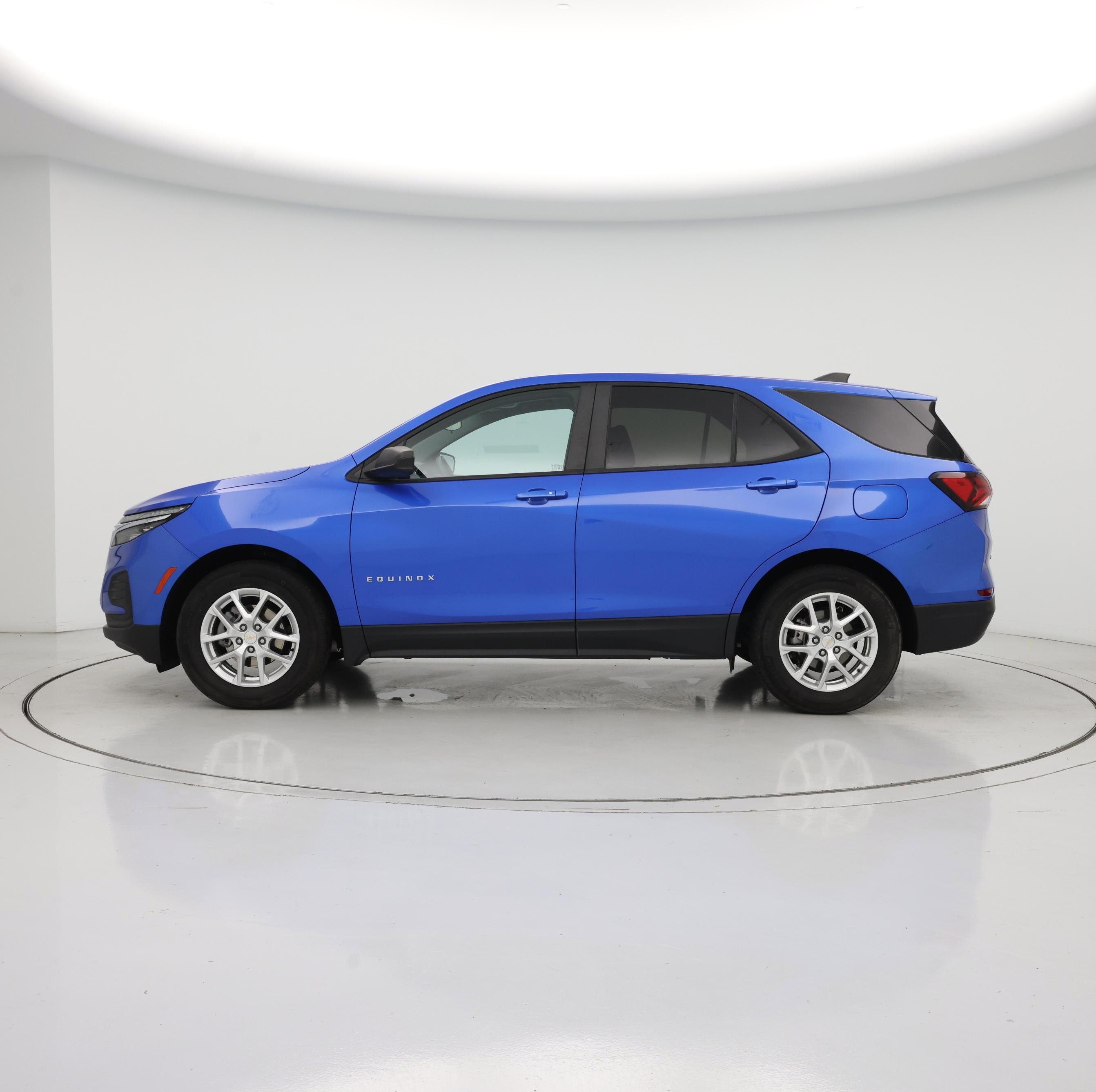 Thumbnail: 2024 Chevrolet Equinox - 3