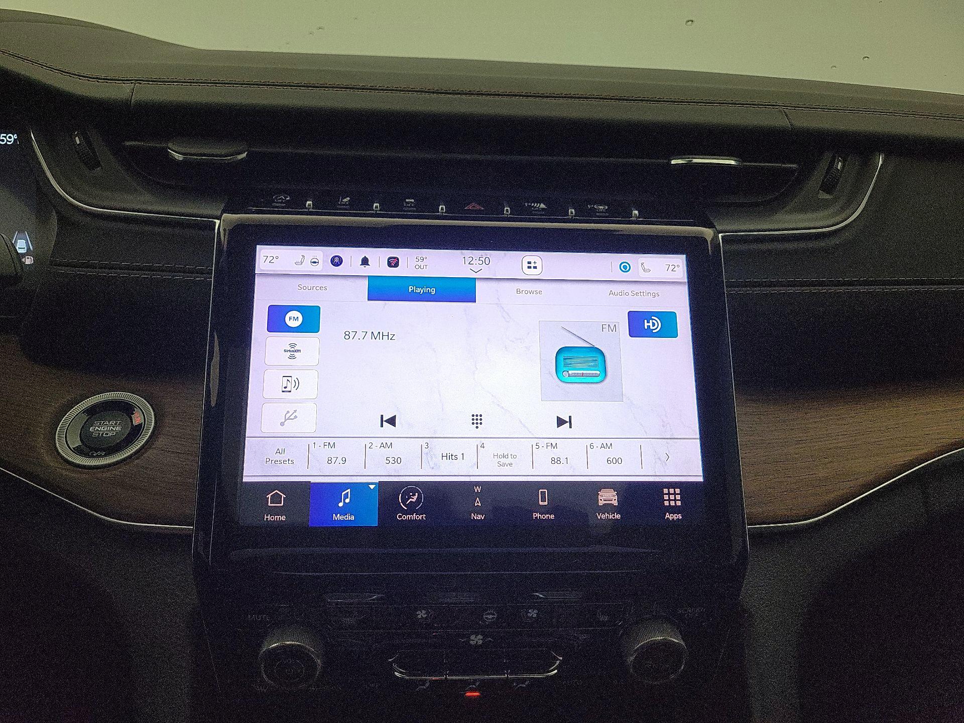 Thumbnail: 2022 Jeep Grand Cherokee - 16