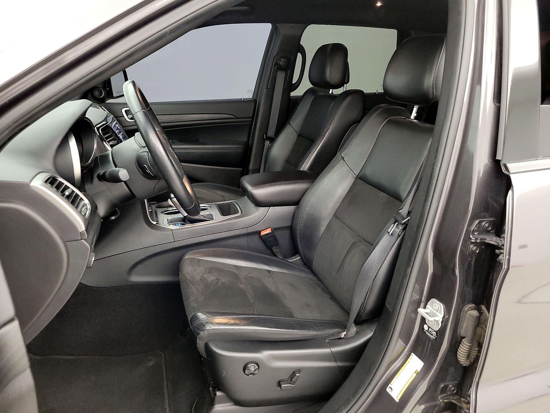 Thumbnail: 2021 Jeep Grand Cherokee - 11