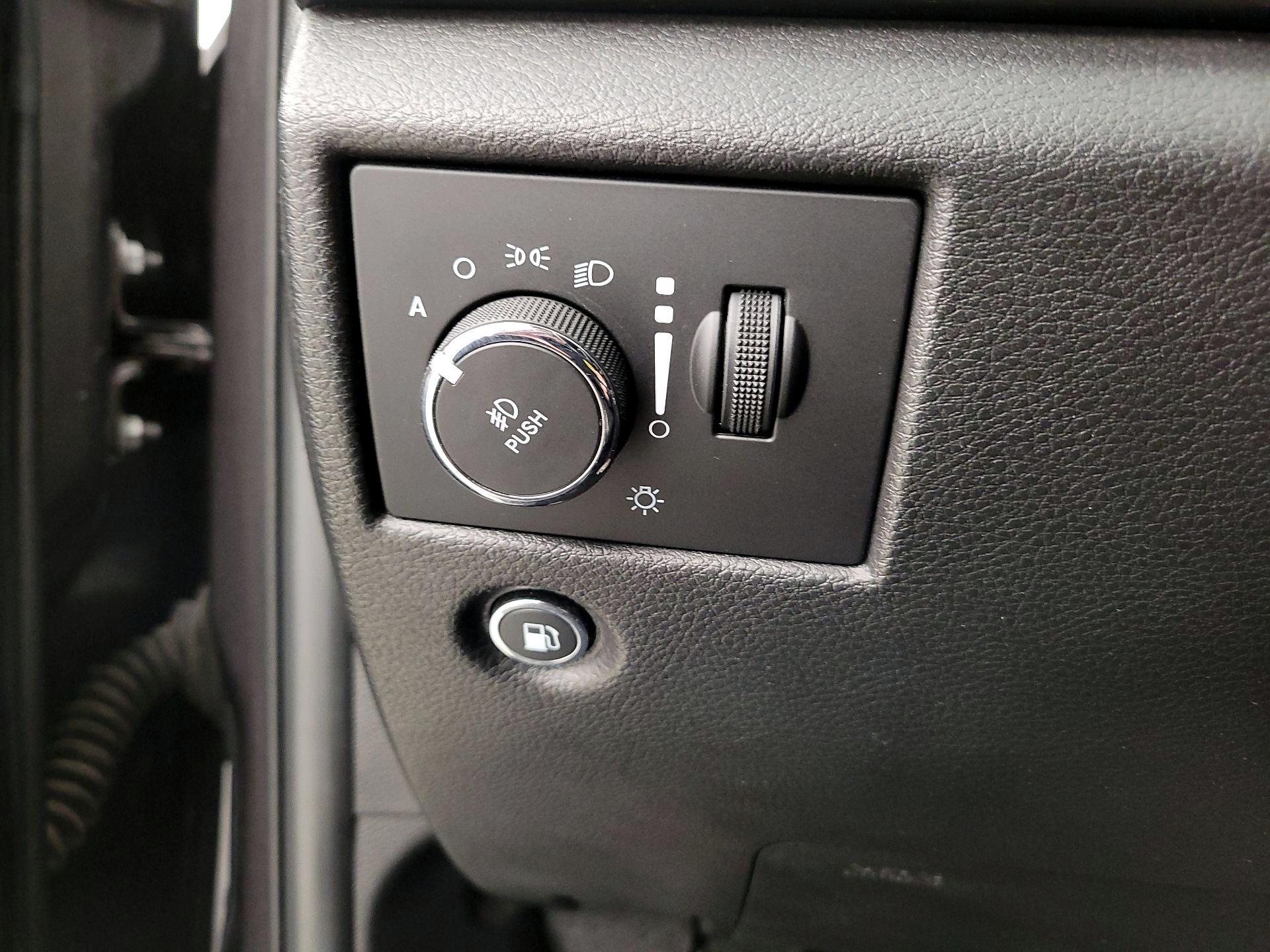 Thumbnail: 2021 Jeep Grand Cherokee - 13