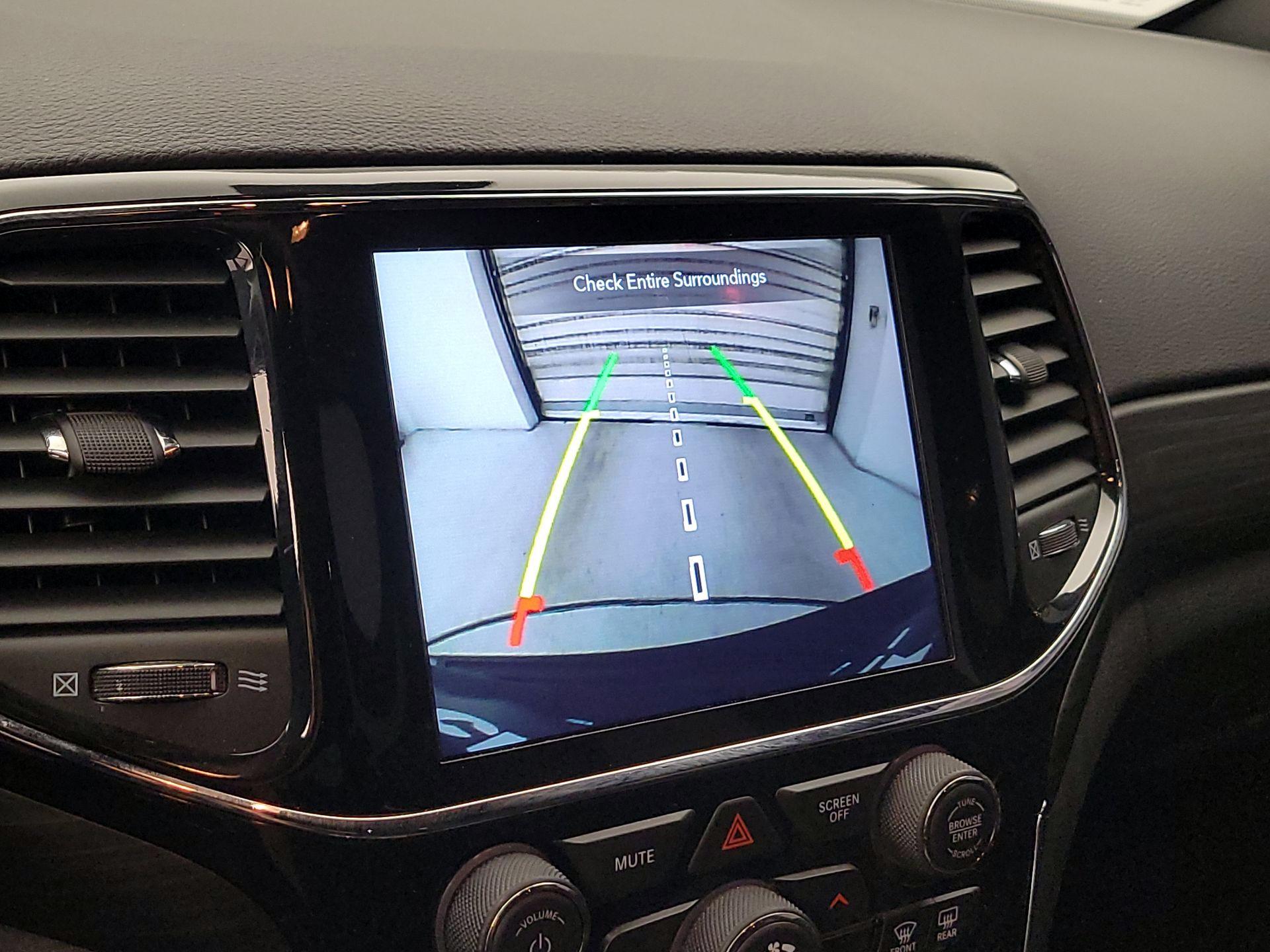 Thumbnail: 2021 Jeep Grand Cherokee - 15