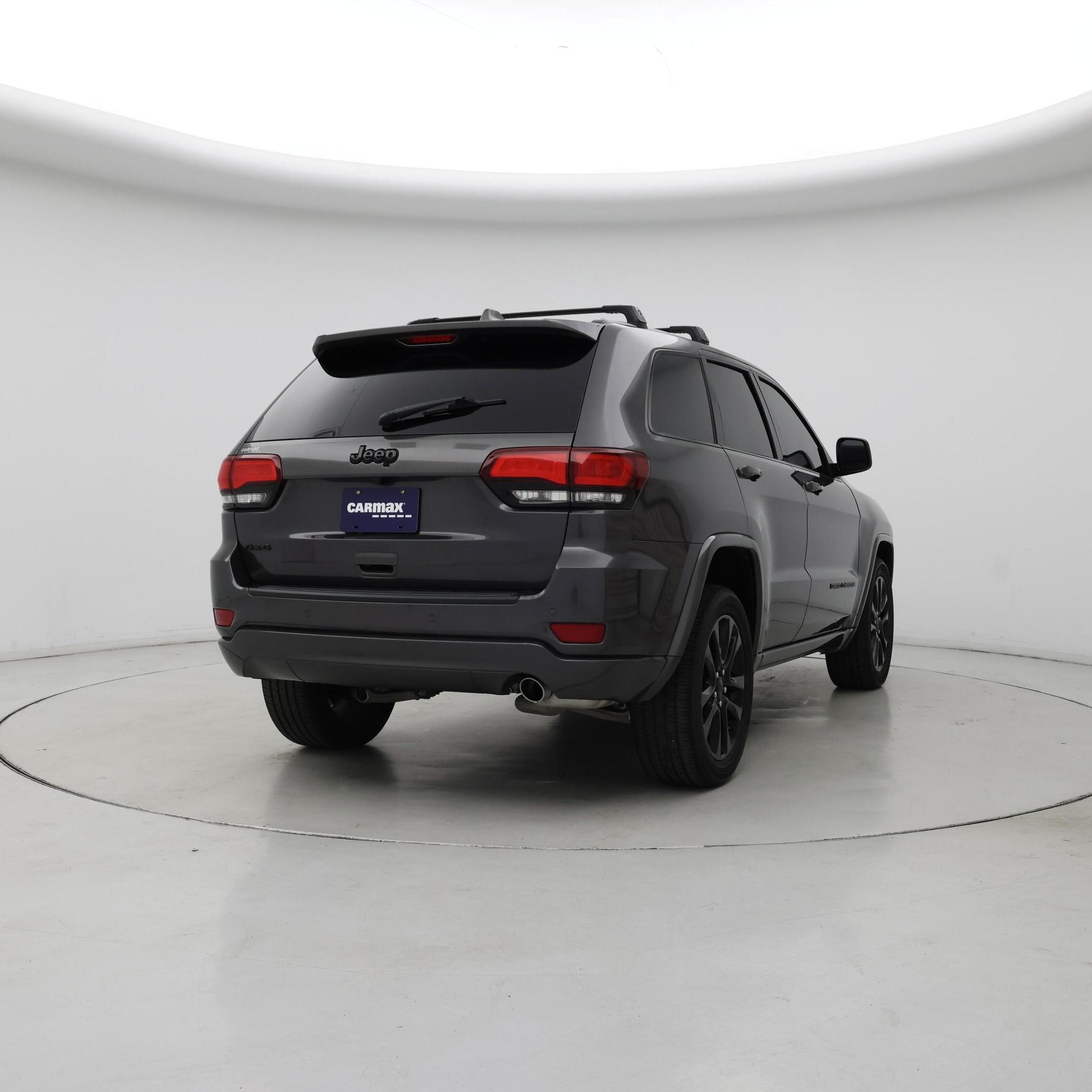 Thumbnail: 2021 Jeep Grand Cherokee - 8