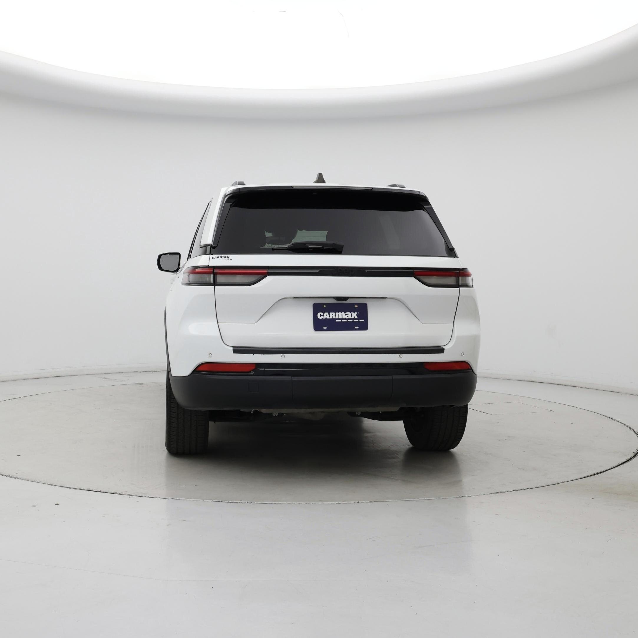 Thumbnail: 2023 Jeep Grand Cherokee - 6