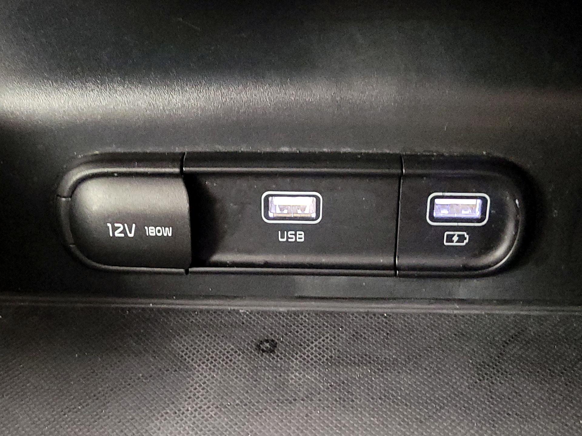 Thumbnail: 2022 Kia K5 - 18