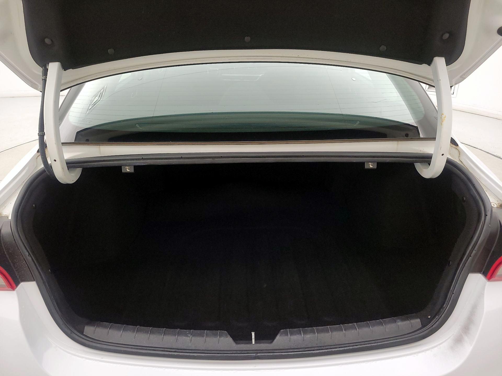 Thumbnail: 2022 Kia K5 - 20