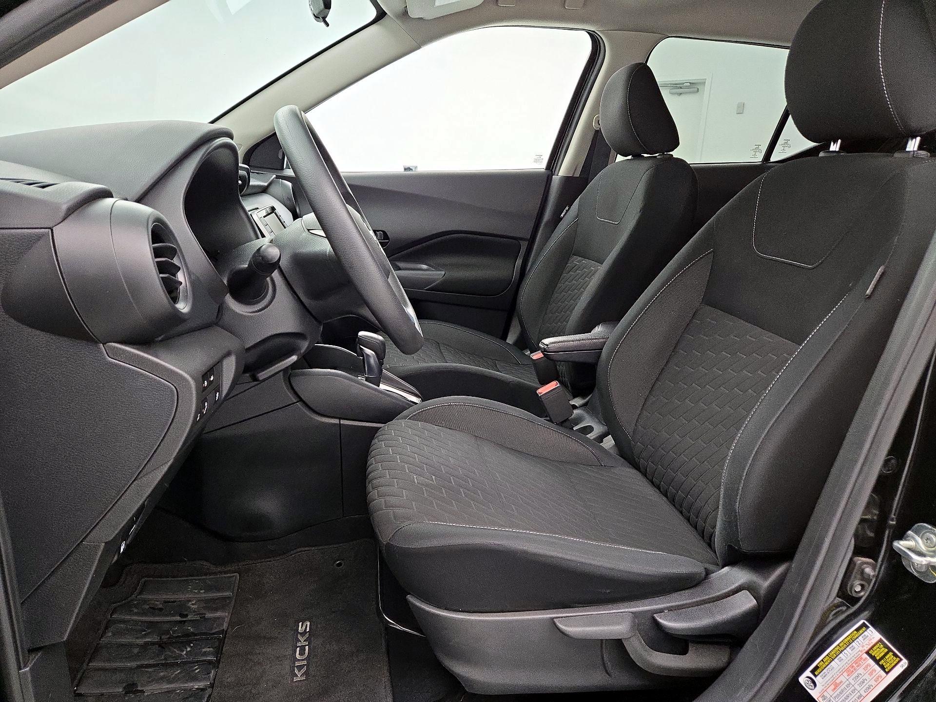 Thumbnail: 2021 Nissan Kicks - 11