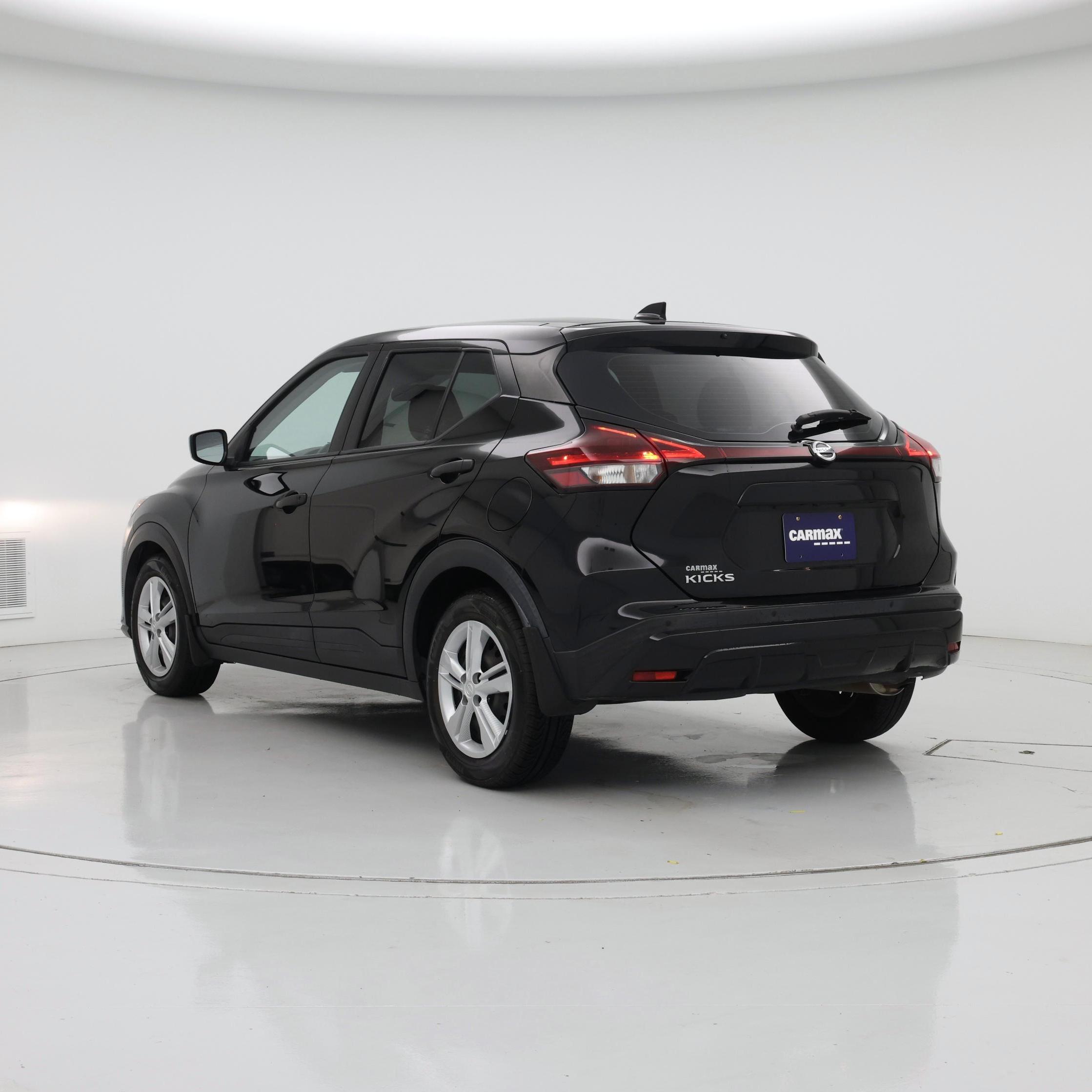 Thumbnail: 2021 Nissan Kicks - 2