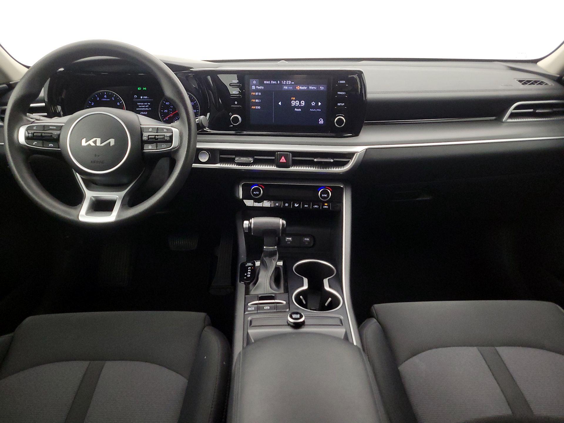 Thumbnail: 2022 Kia K5 - 9